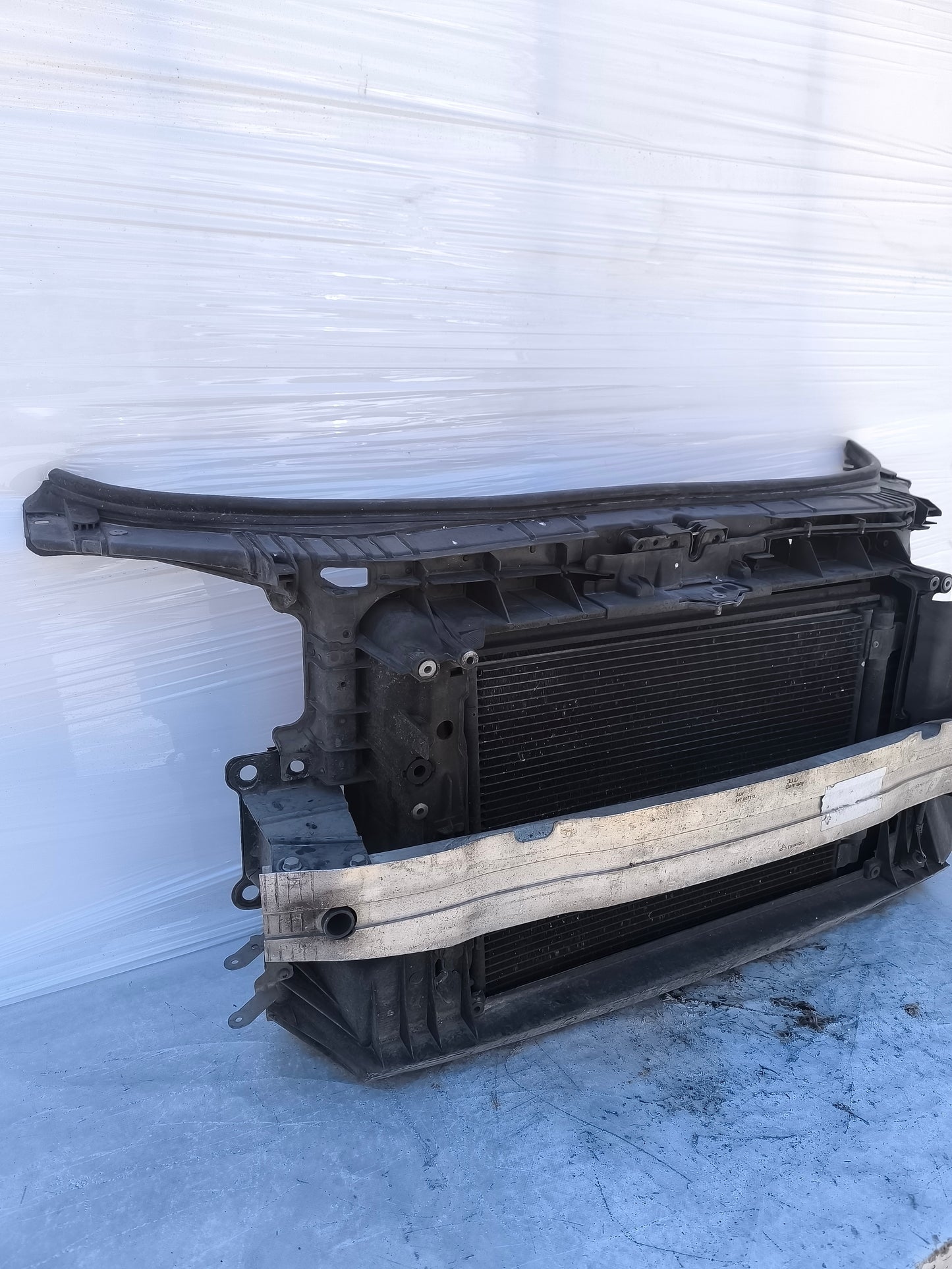 Calandra completa di radiatori Audi A3 8P1 1.6 TDI ecoAG8303
