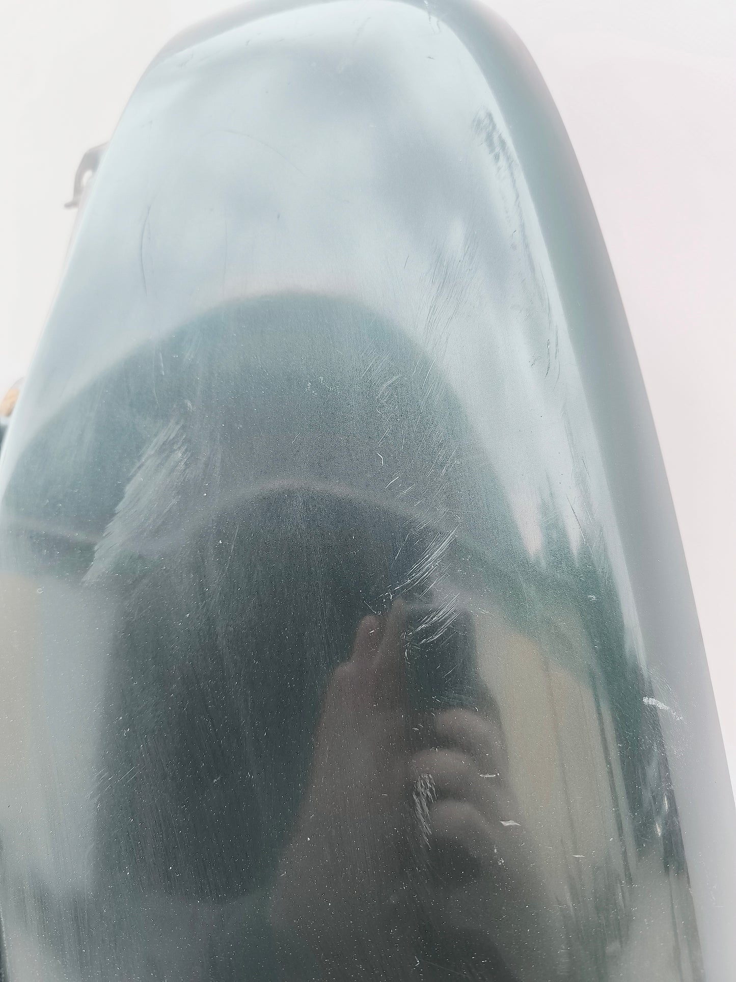 Dark green left fender Nissan Terrano year 1998 ecoAG6568