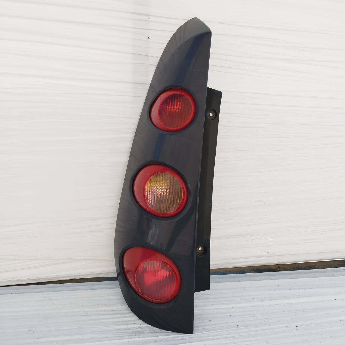 Fanale posteriore sx Smart ForFour 2005 cod: A4548200564 ecoDM064
