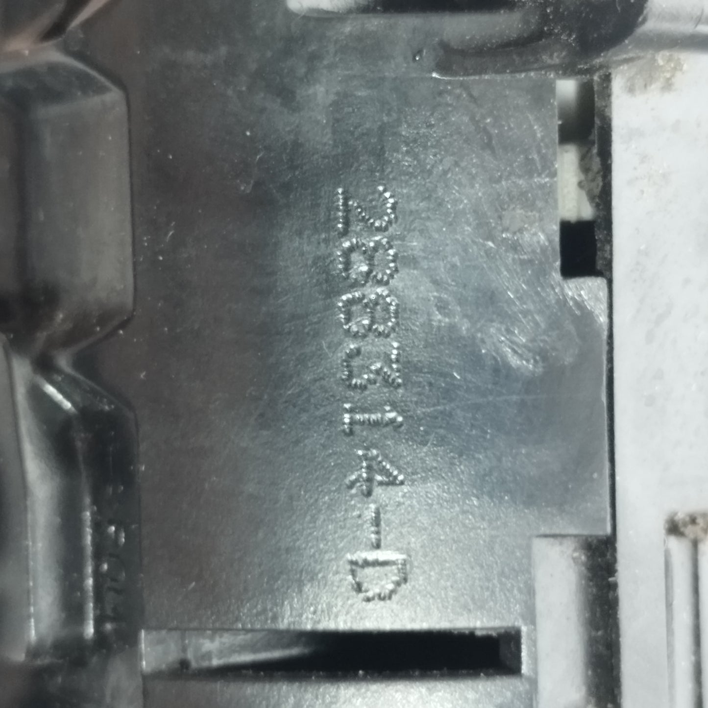 Serratura posteriore sx Renault Modus 2011 6 Pin Cod: 288314-D ecoAC12207