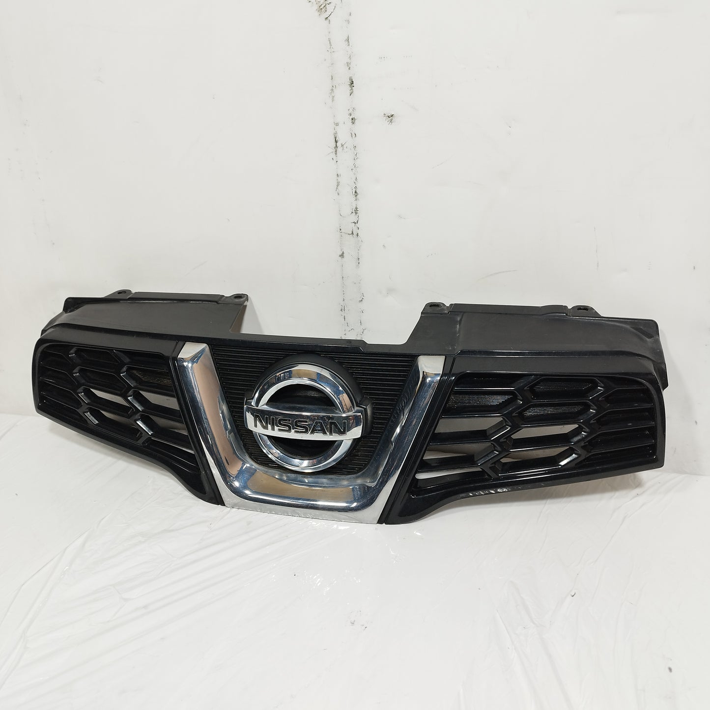 Mascherina centrale Nissan Qashqai 2012 cod: 62310br00a ecoAC14574