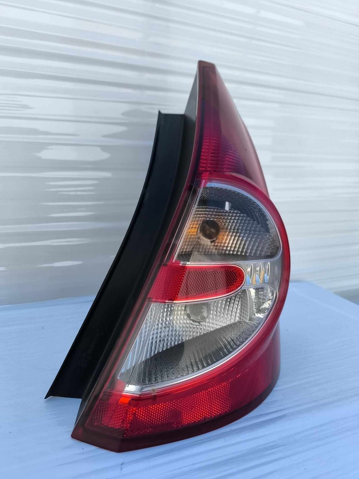Fanale posteriore dx Dacia Sandero anno 2009 ecoAG8096
