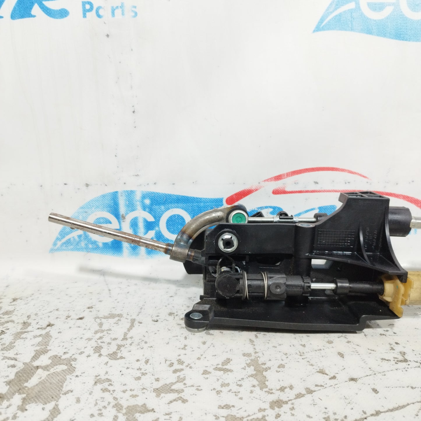 Gear lever Lancia Ypsilon 1.3 MTJ 2011 code: 0463139330 ecoAC10255