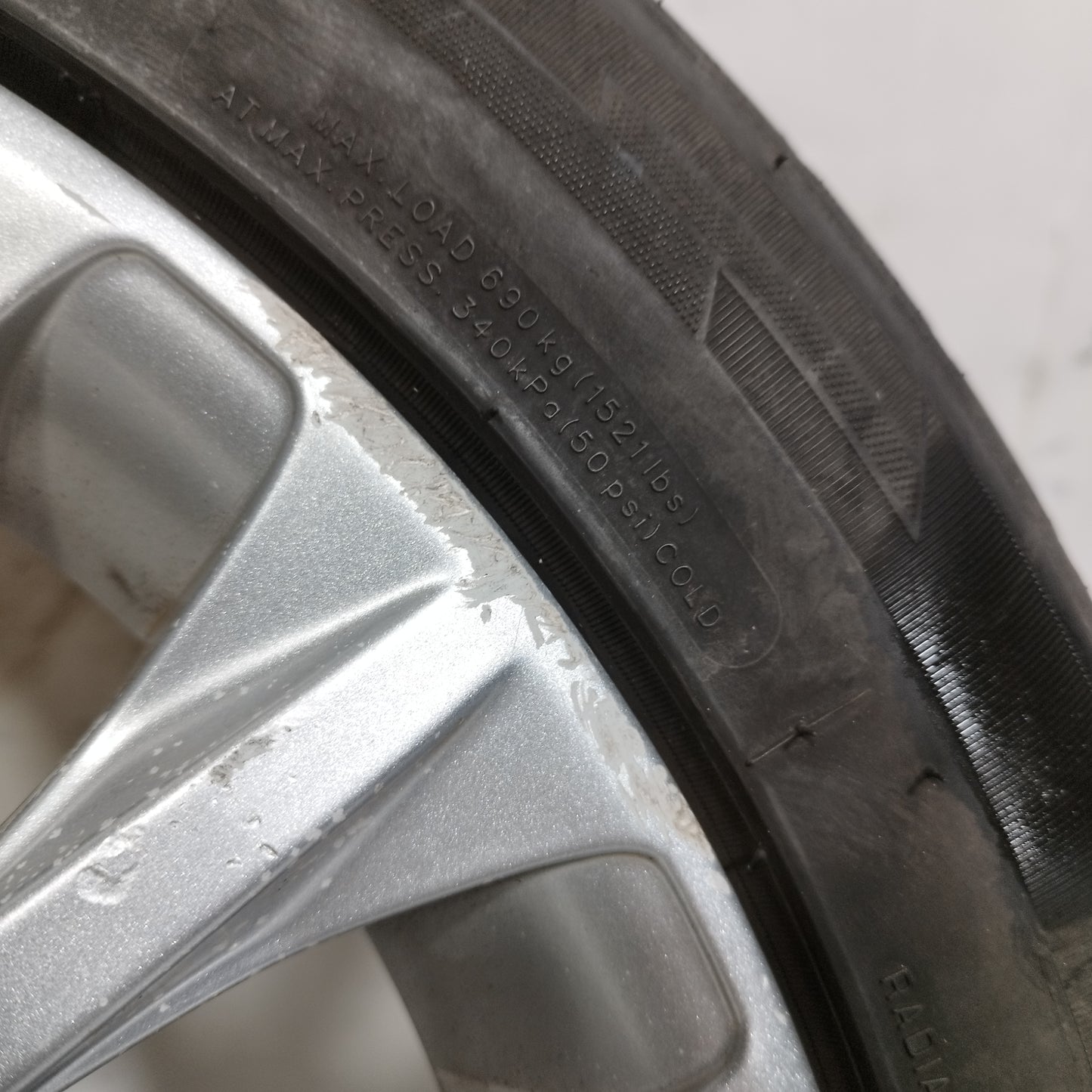 Cerchi in lega con gomme Ford C-Max 2010-2019 ecoAC15358