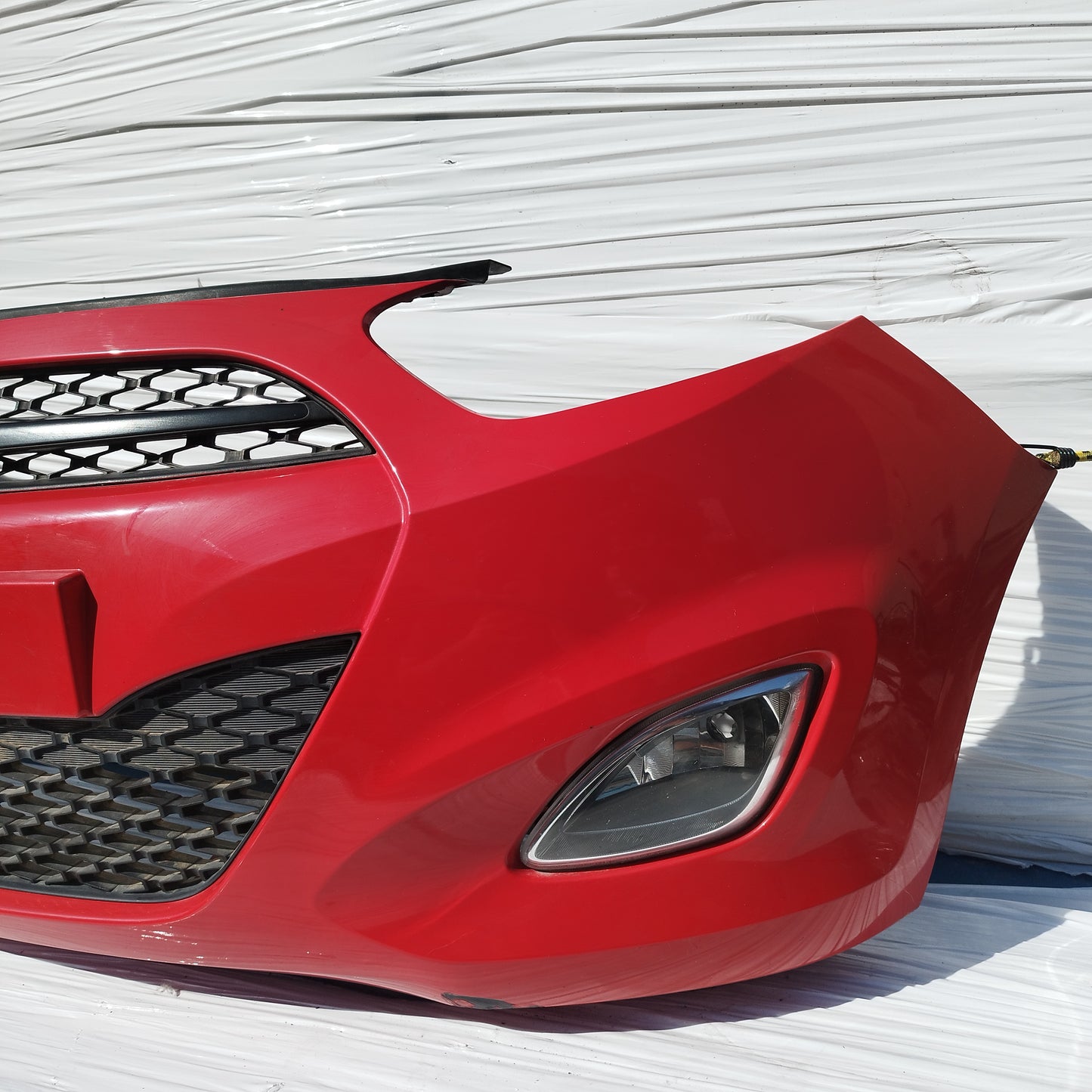 Paraurti anteriore rosso Hyundai I10 2012 ecoDM140