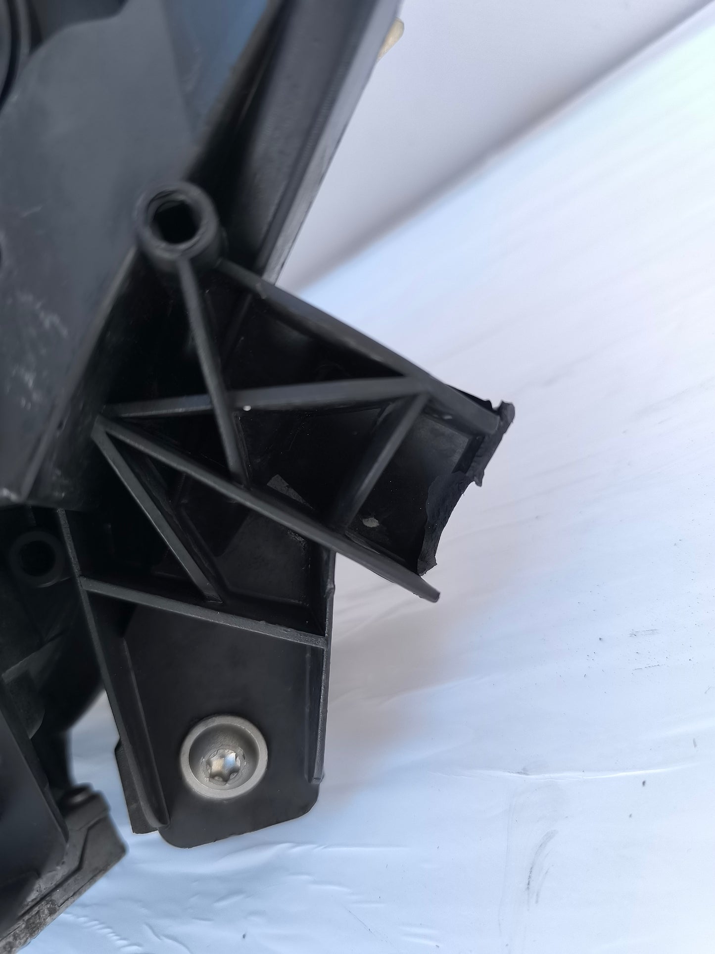 Fanale anteriore destro Xenon Fiat Bravo anno 2008 ecoAG7031