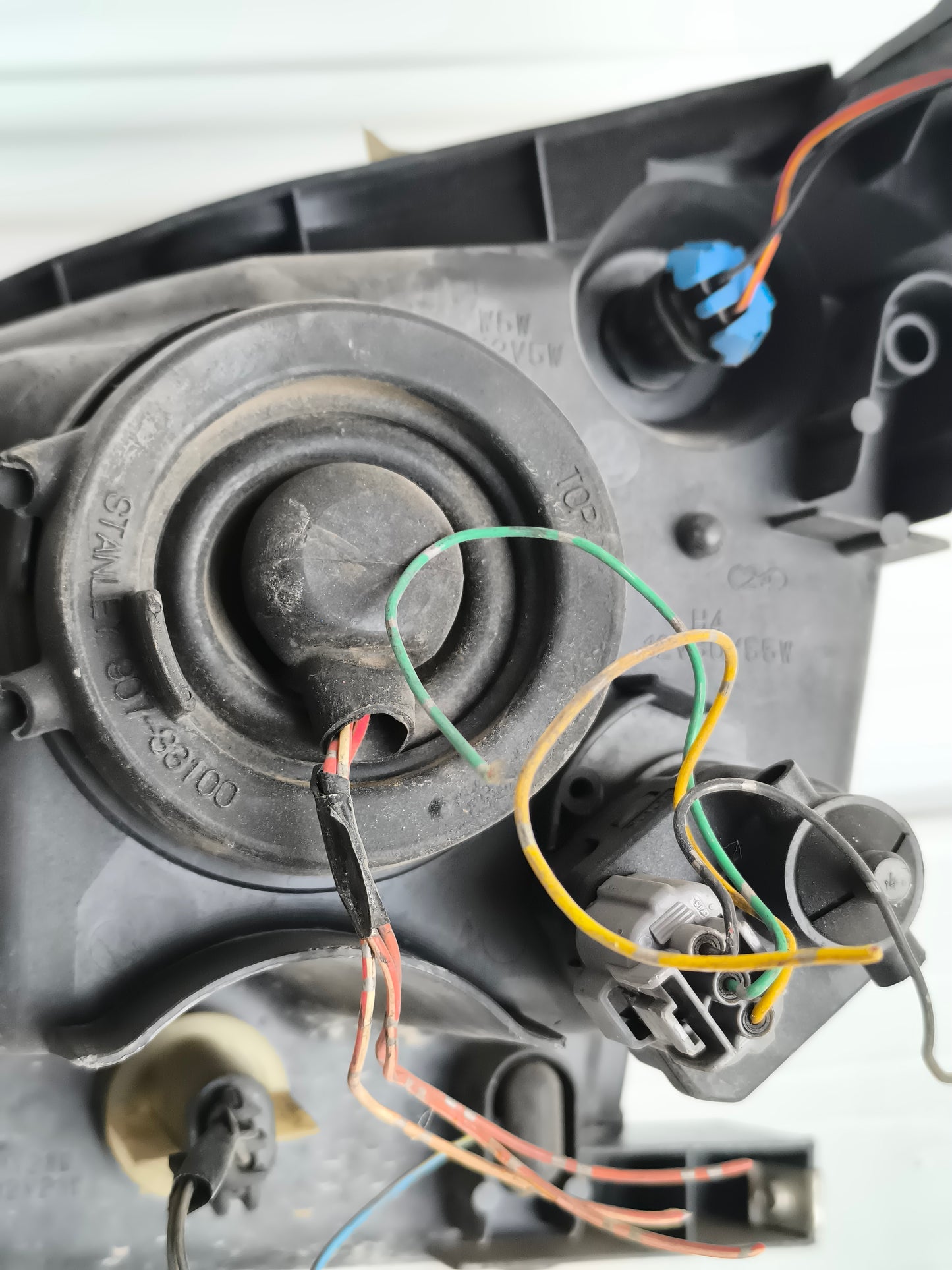 Fanale anteriore dx Suzuki Ignis (MH) anno 2003-2008 ecoAG8538