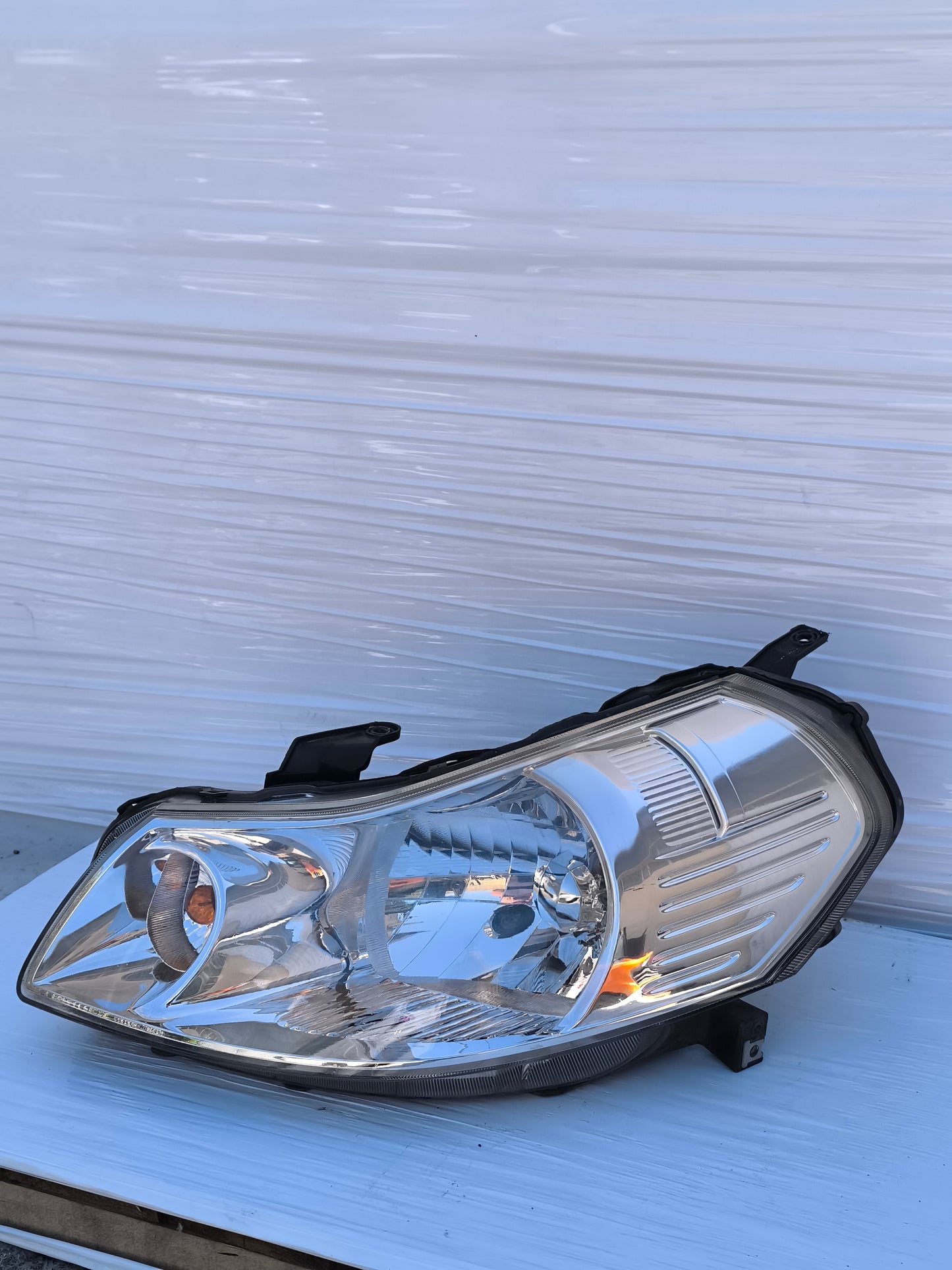 Fanale anteriore sx Fiat Sedici Marca Koito ecoAG8383
