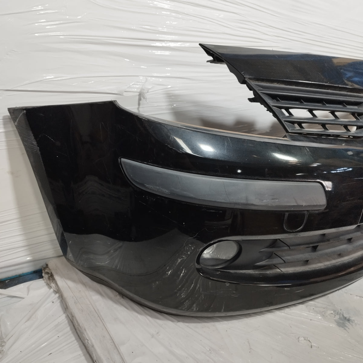 Paraurti anteriore nero Renault Modus 2004-2008 ecoAC17305