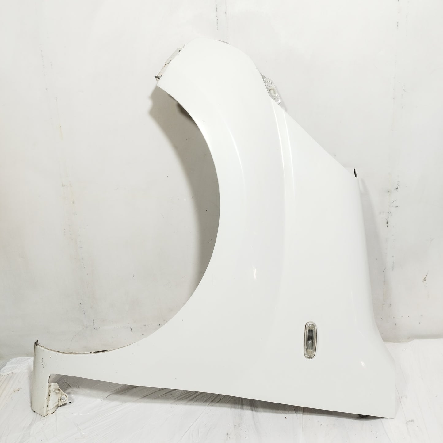 Parafango anteriore sx Bianco Fiat Fiorino 2010 ecoc15446
