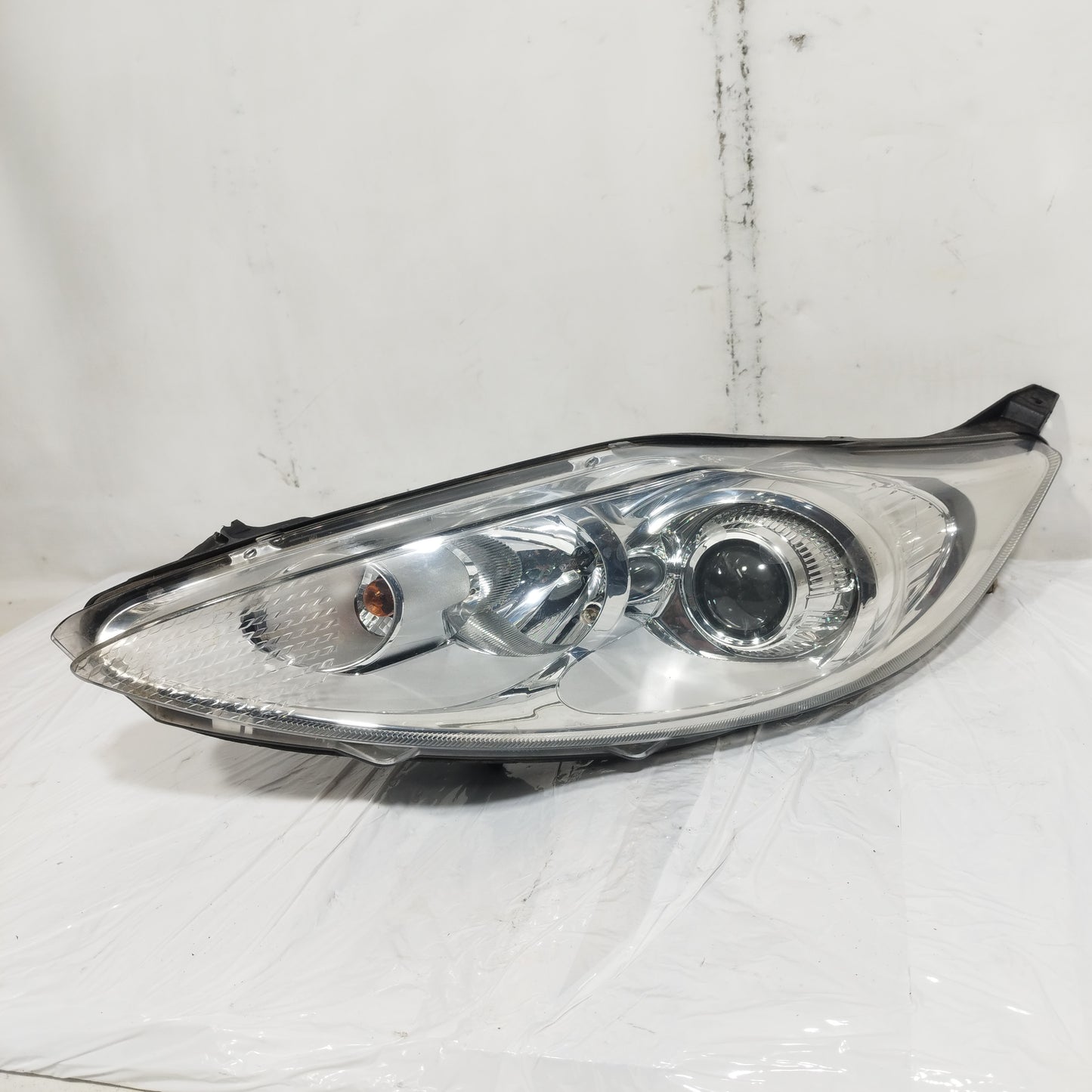 Fanale anteriore sx Ford Fiesta 2010 cod: 8A61-13W030-CH ecoAC14705