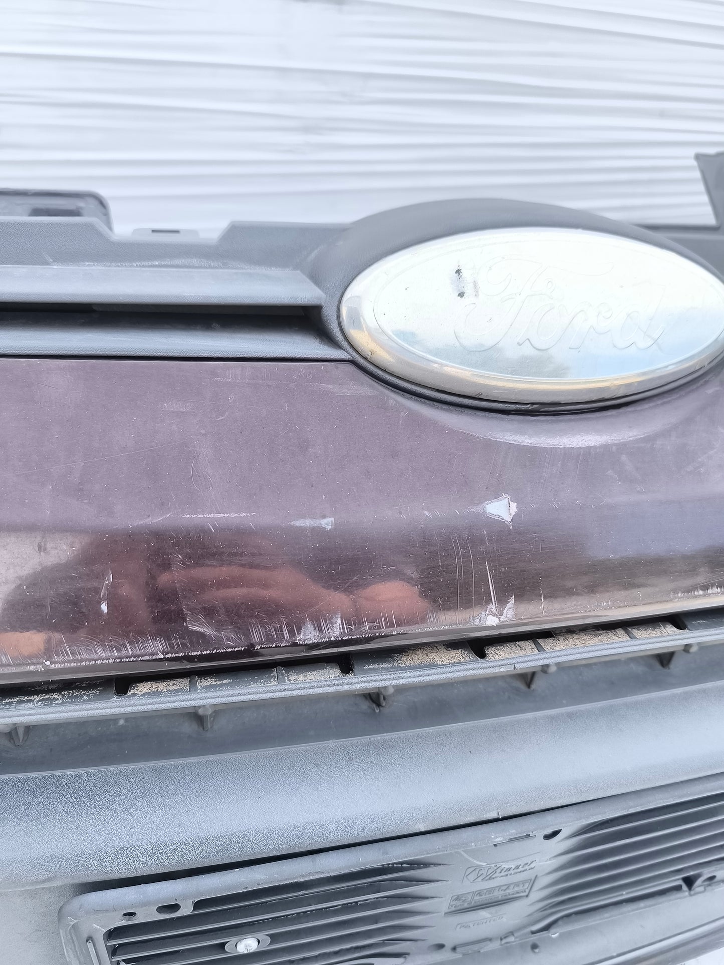 Paraurti anteriore viola Ford Fiesta (mk6) anno 2008-2012 ecoAG8206