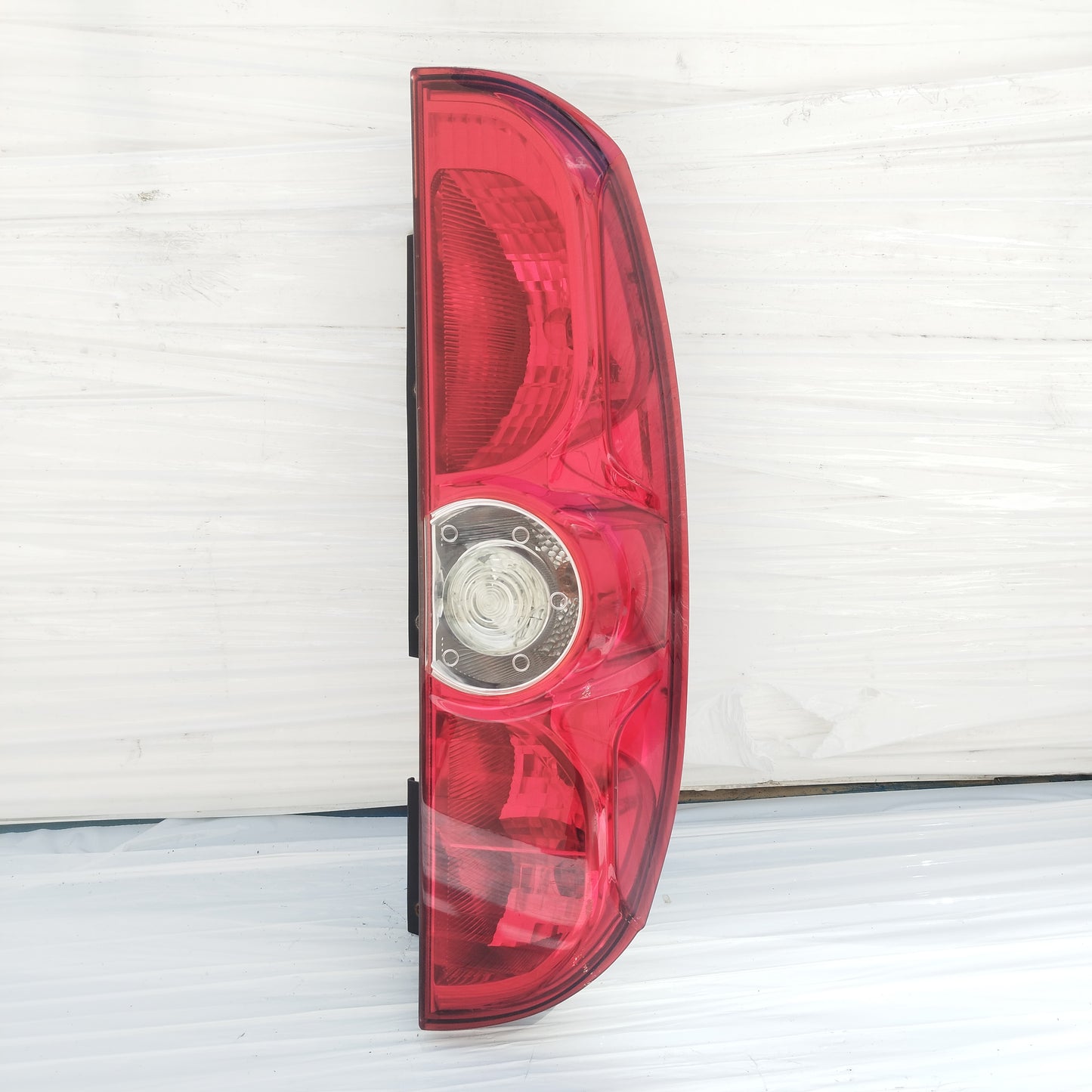 Fanale posteriore dx Fiat Doblo 2015 cod: 00518106730 ecoDM209