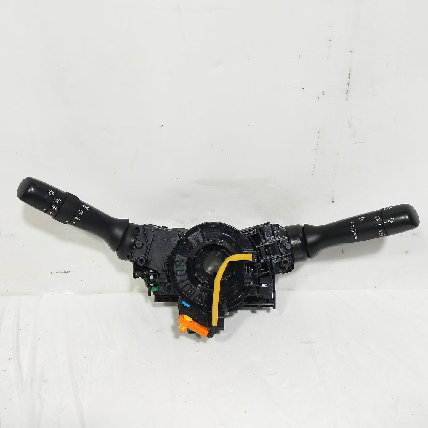 Devioluci Peugeot 108 2020 cod: 0H04017j088 ecoAC15137