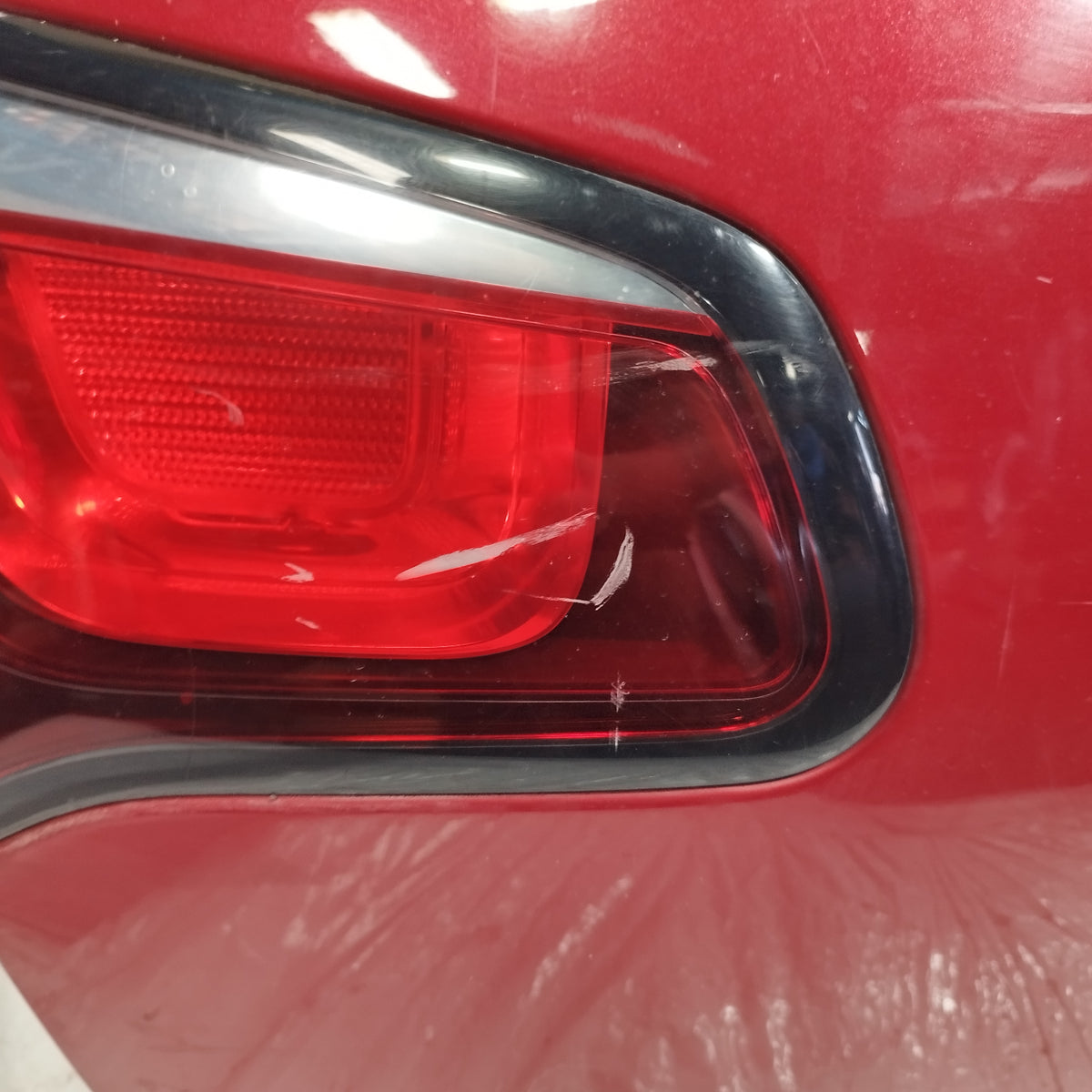 Portellone rosso scuro Citroen C3 2013-2016 Restyling ecoAC16957
