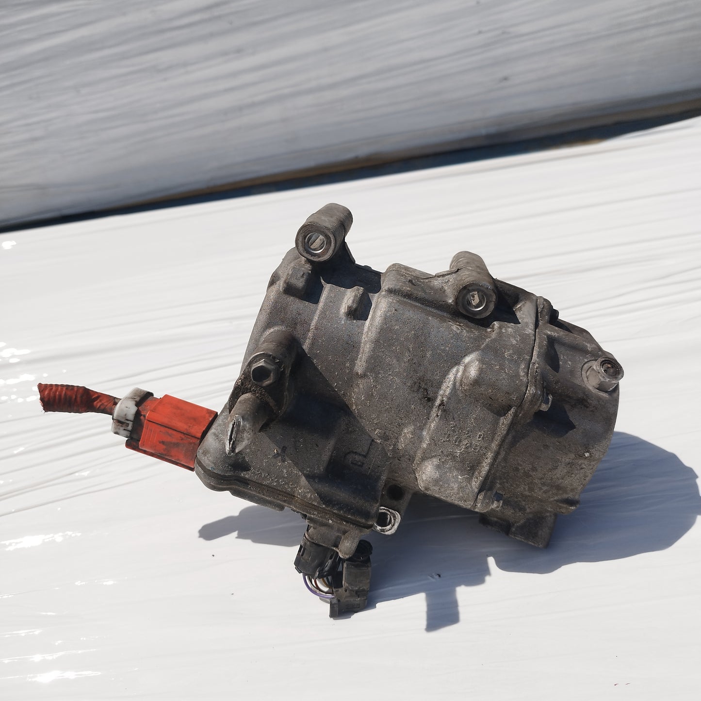 Compressore a / c Toyota Auris / Prius 1.8 B / Ibrida 2011 cod: 042200-0420 ecoAC15762