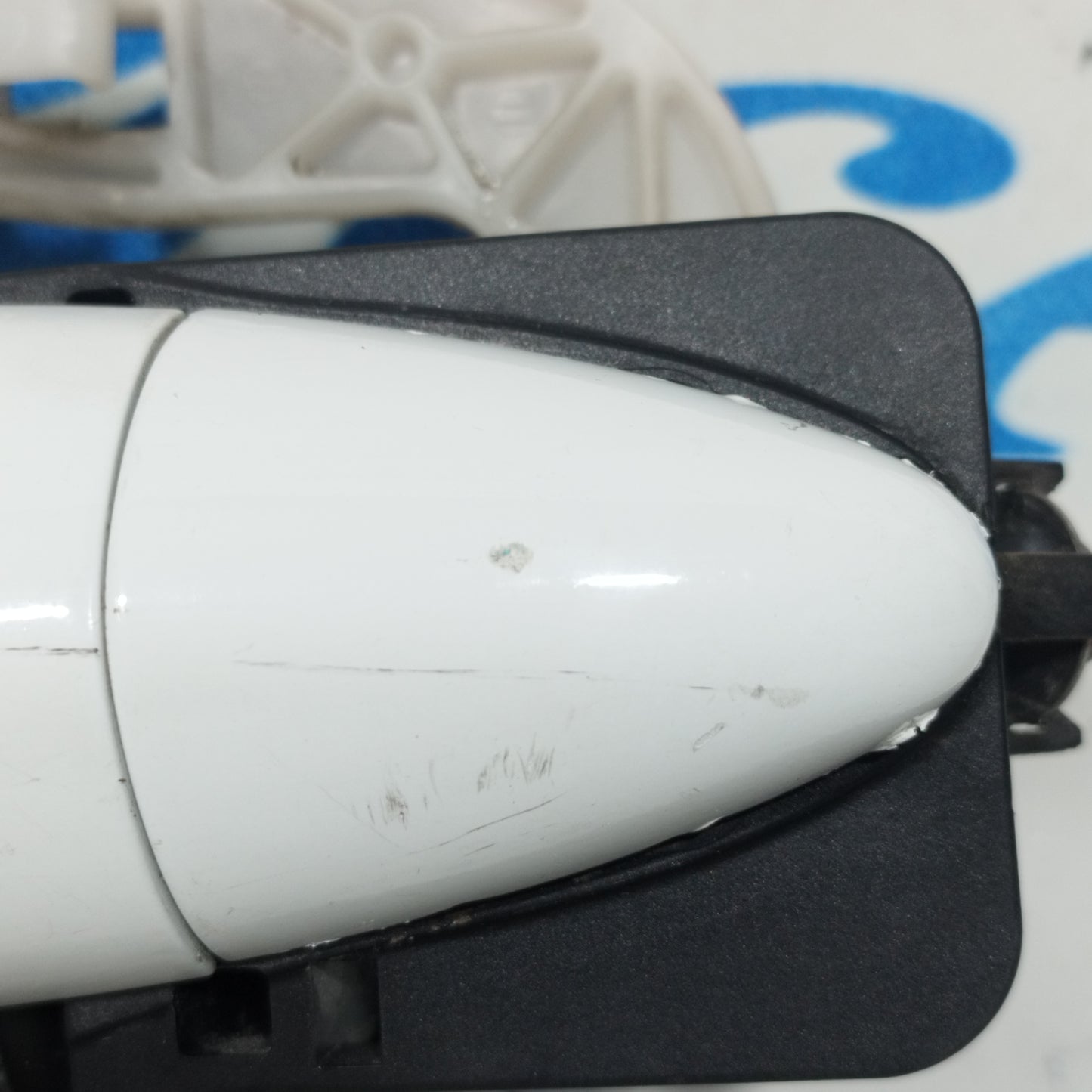 Rear left external handle white Hyundai IX35 2011 ecoAC9968