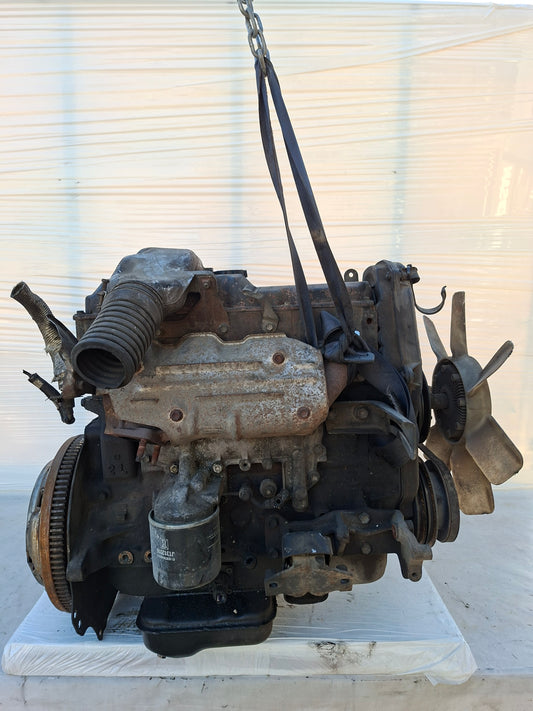 Motore Toyota Hilux 2.4 D anno 2003 cod: 2L ecoAG7901