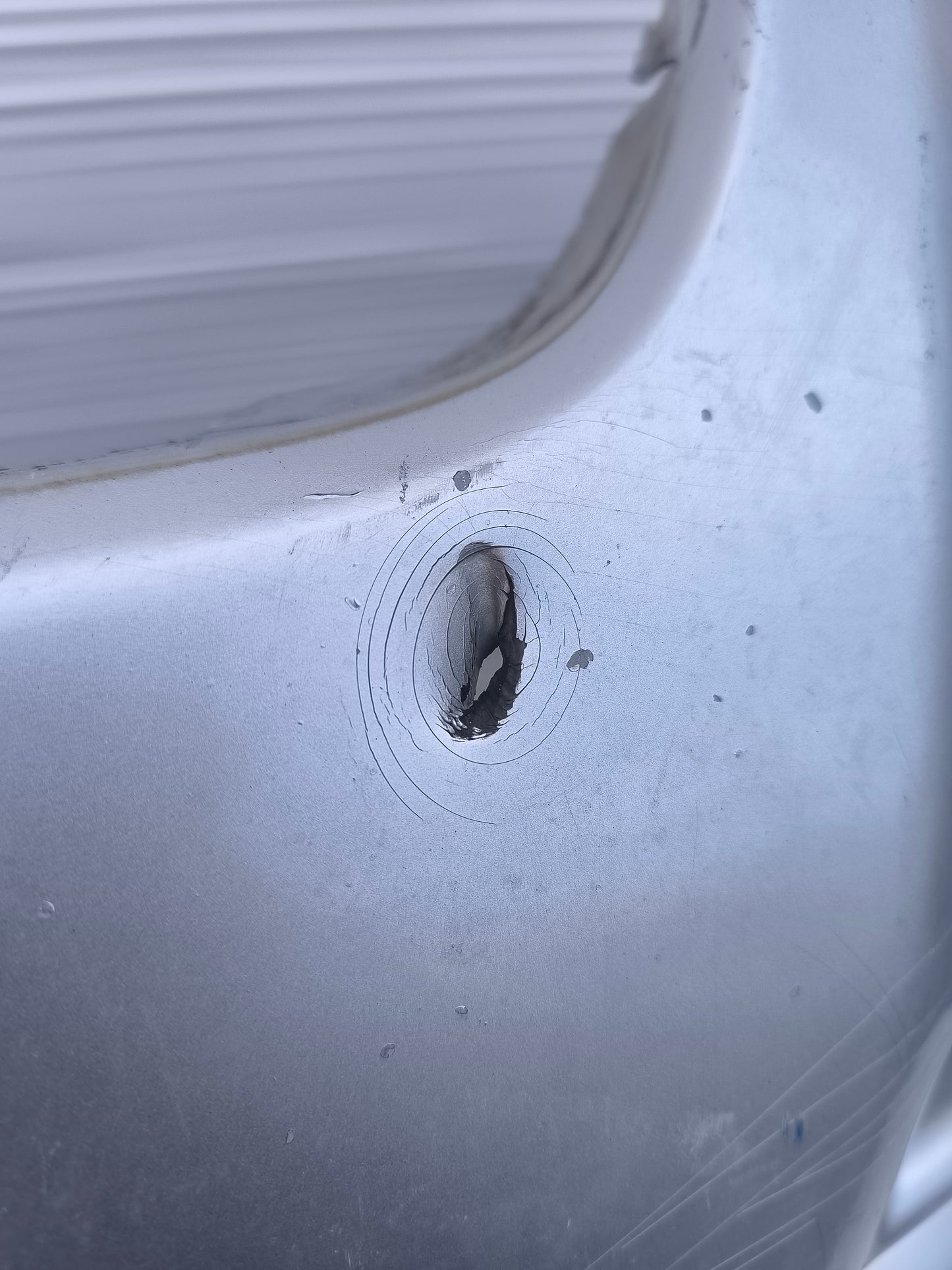 Paraurti anteriore Volkswagen Touareg anno 2007 grigio argento ecoAG8174