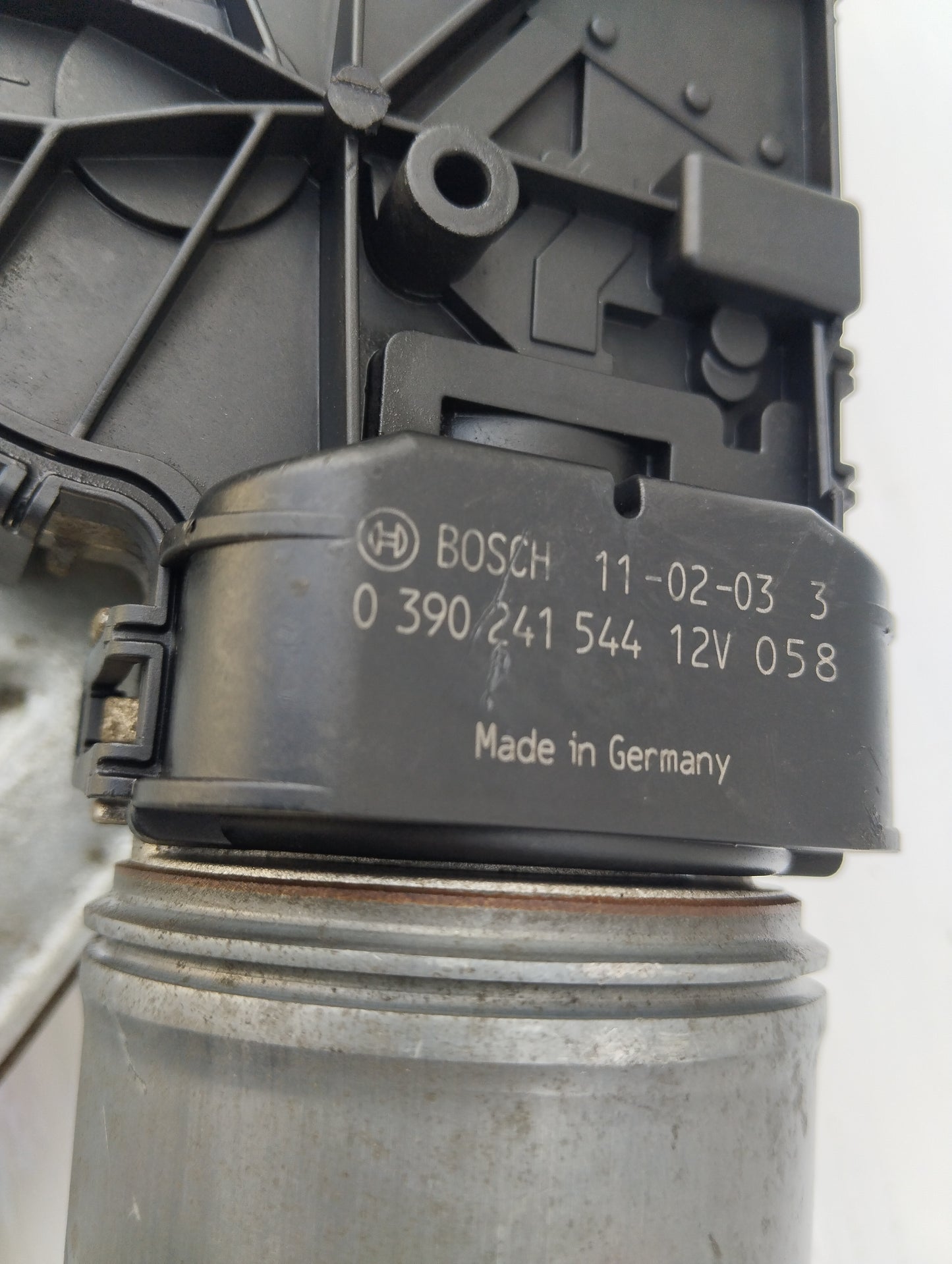 Front windshield wiper motor Dacia Duster / Sandero 2009 code: 0390241544 ecoAG5638