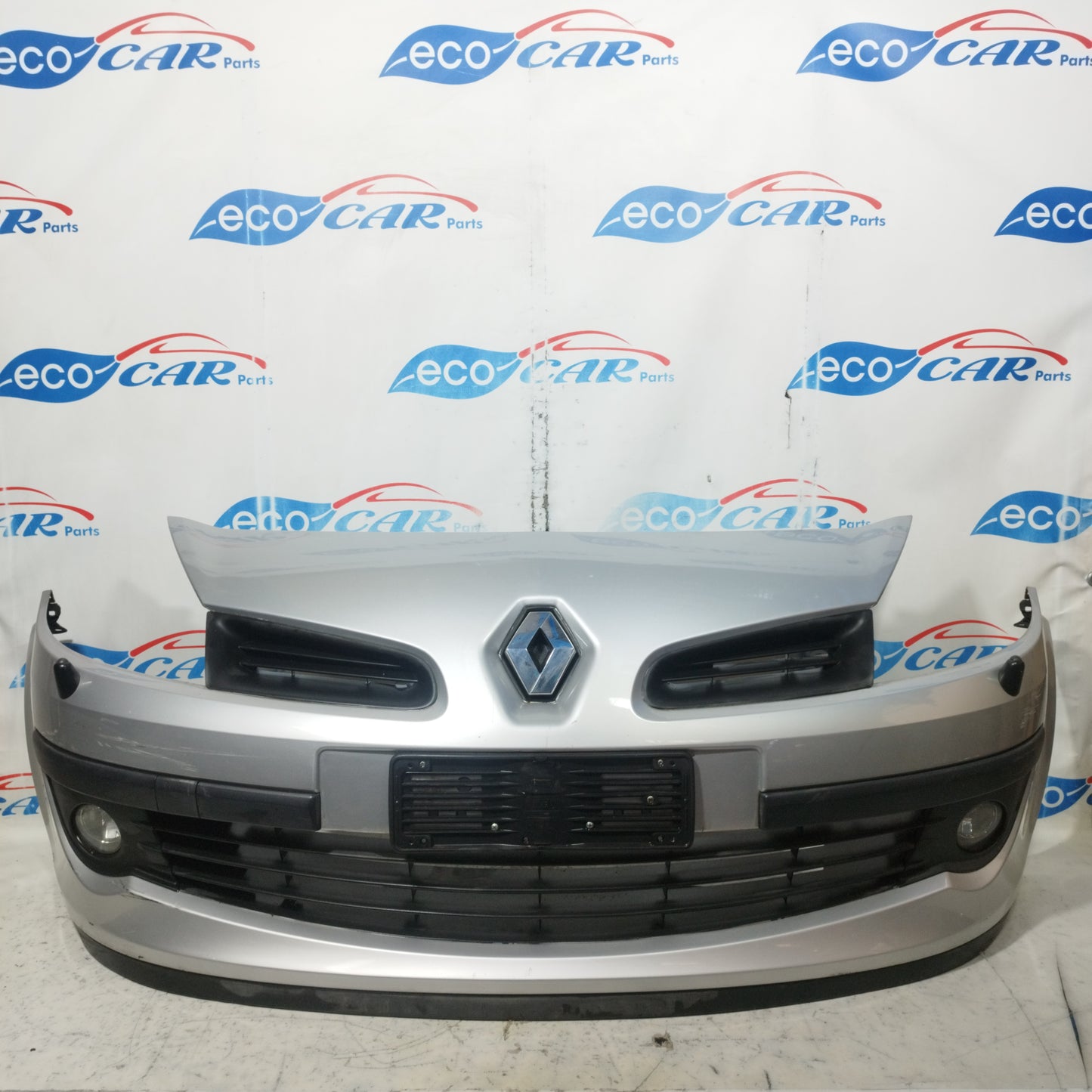 Front bumper silver grey Renault Clio 2007 ecoAC10075