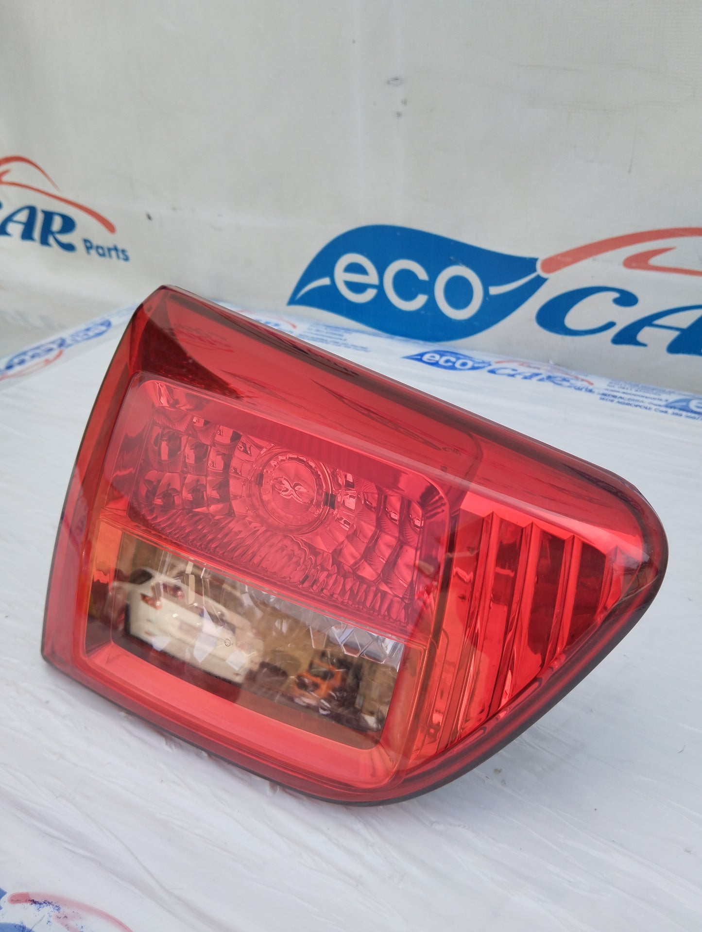 Linke innere Rückleuchte Peugeot 4007 ecoAG5577