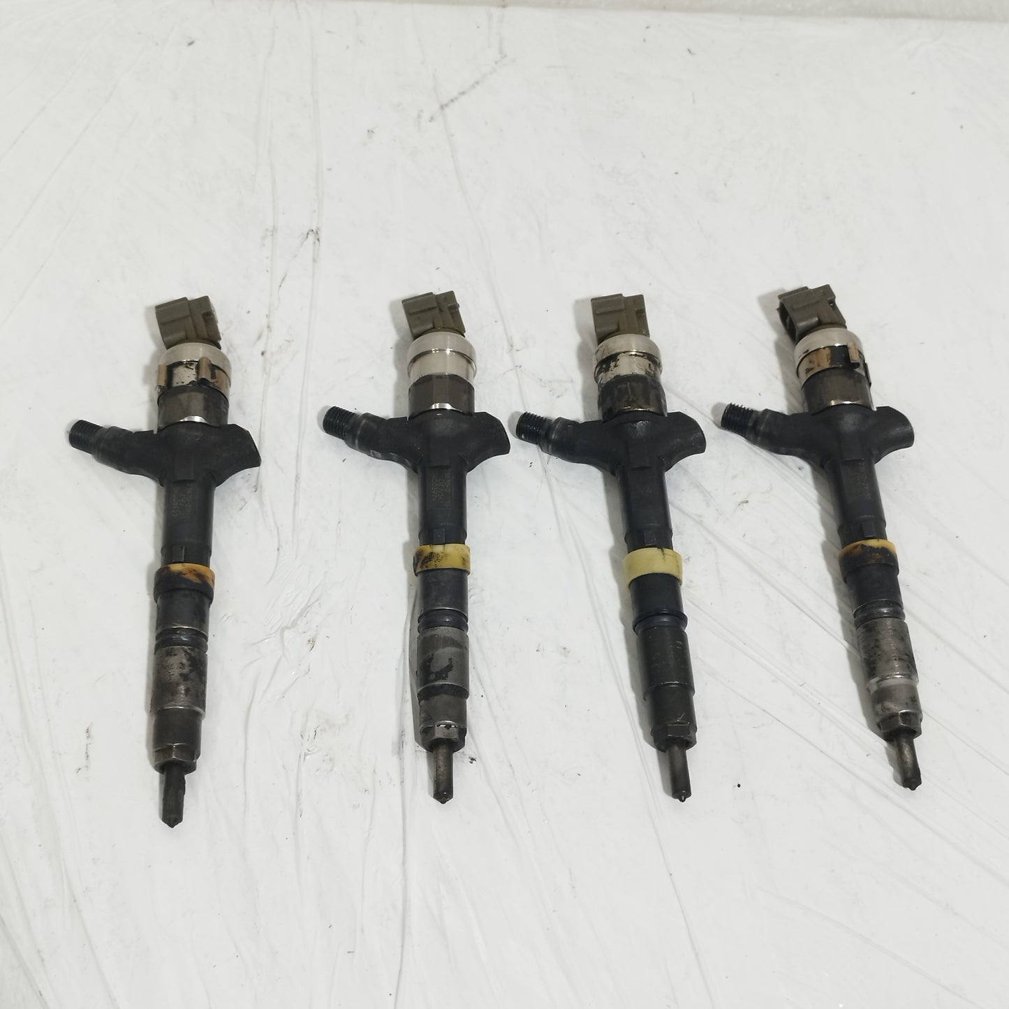 Iniettori DENSO Toyota Rav 4 2005 2.0 D cod: 23670-27030 ecoAC15914