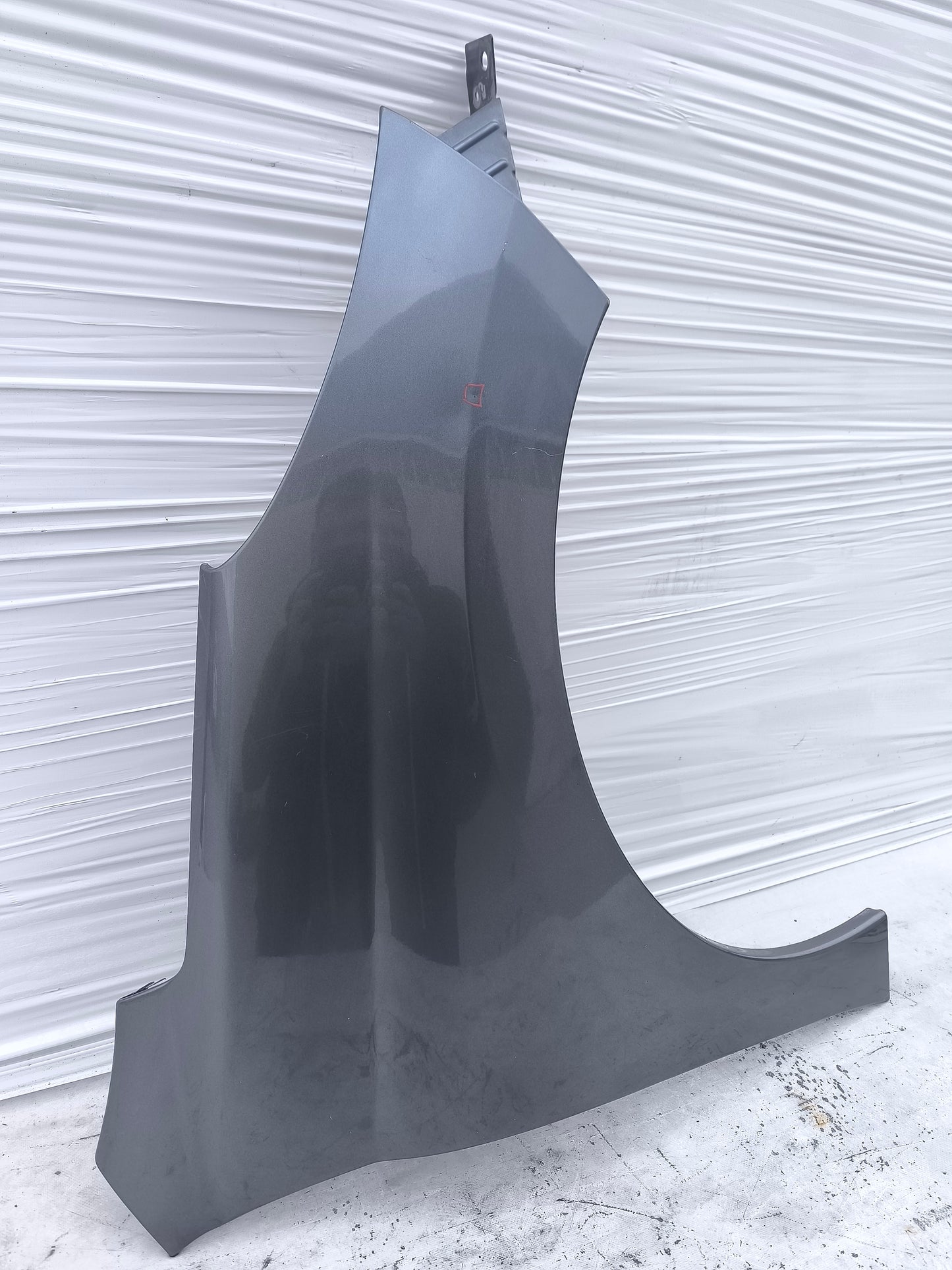 Parafango dx grigio scuro Peugeot 207 ecoAG8221