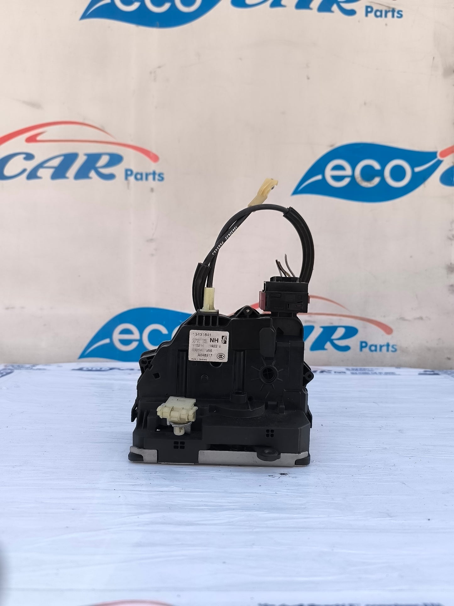 Front left lock Opel Corsa E Cod.13431841 ecoAG6201