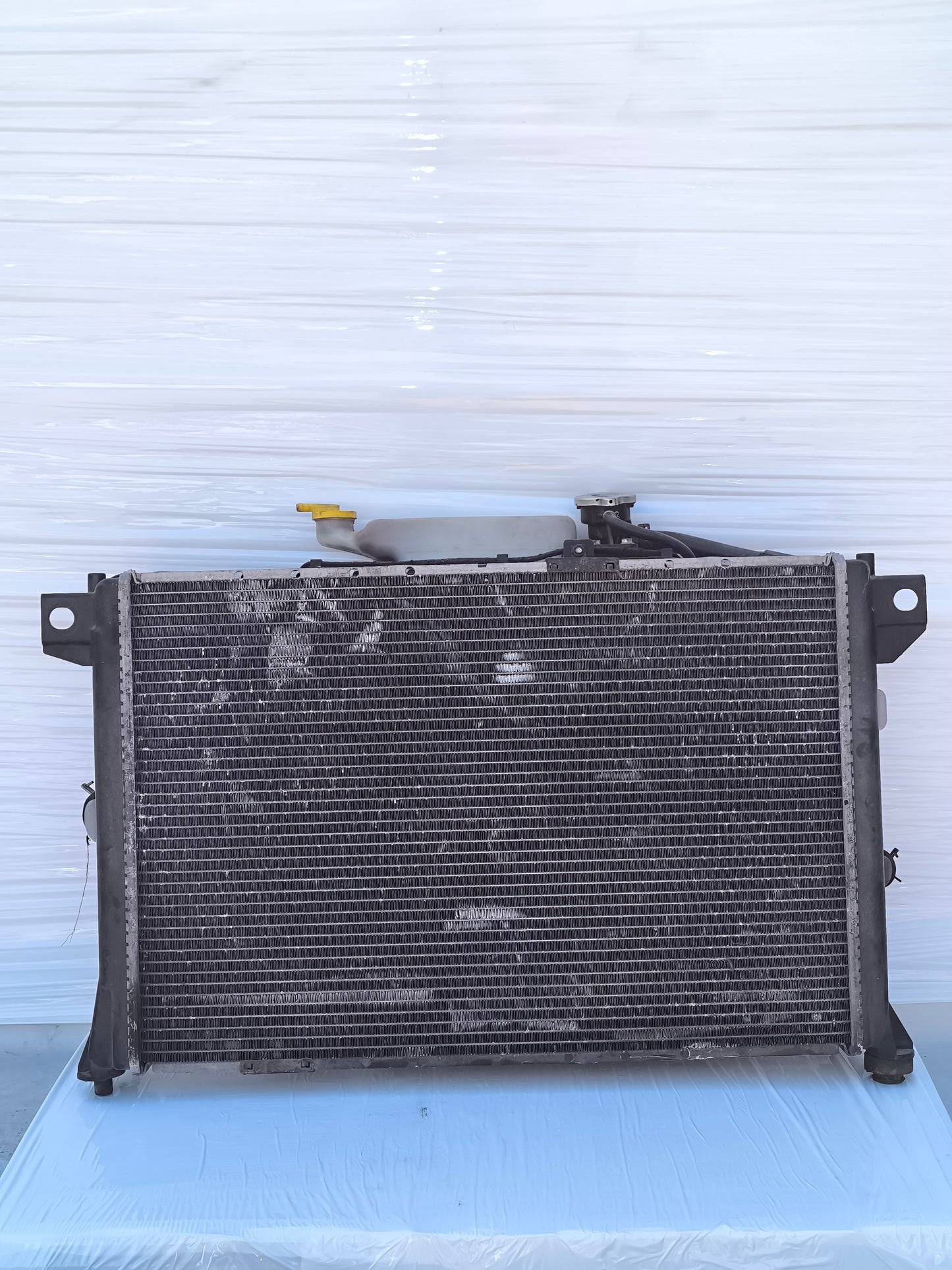Radiatore acqua + ventole Tata Xenon 2.2 D 2007-2013 ecoAG8402
