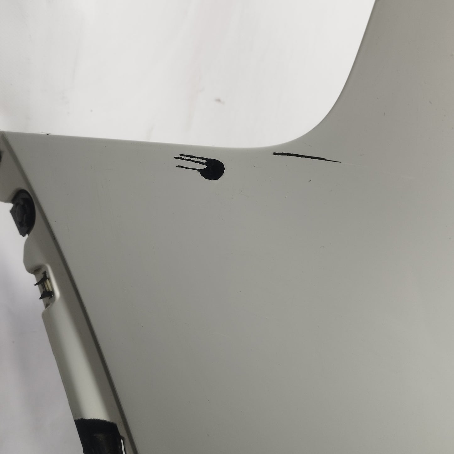 Paraurti posteriore bianco Nissan Qashqai 2012 ecoAC14495