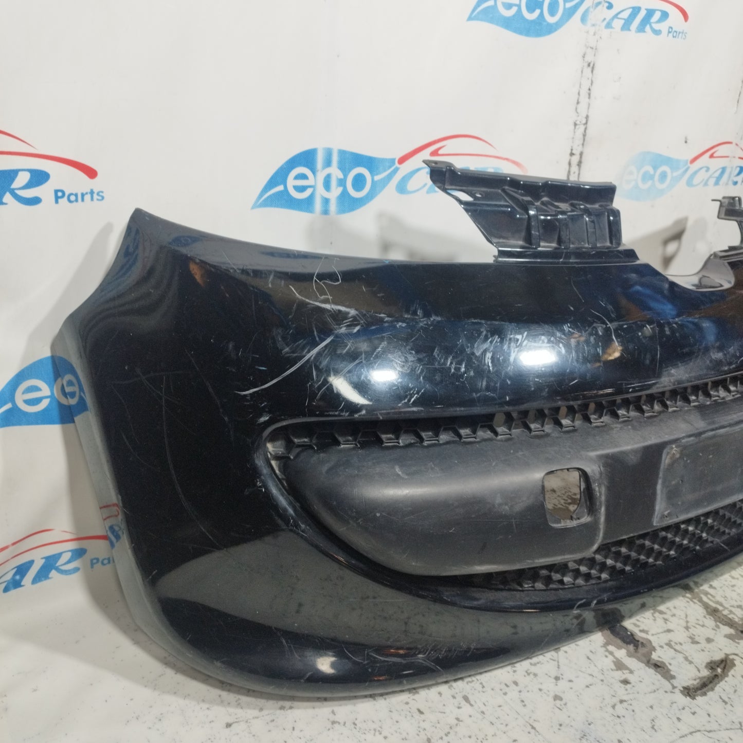 Paraurti anteriore nero Peugeot 107 ecoAC10985