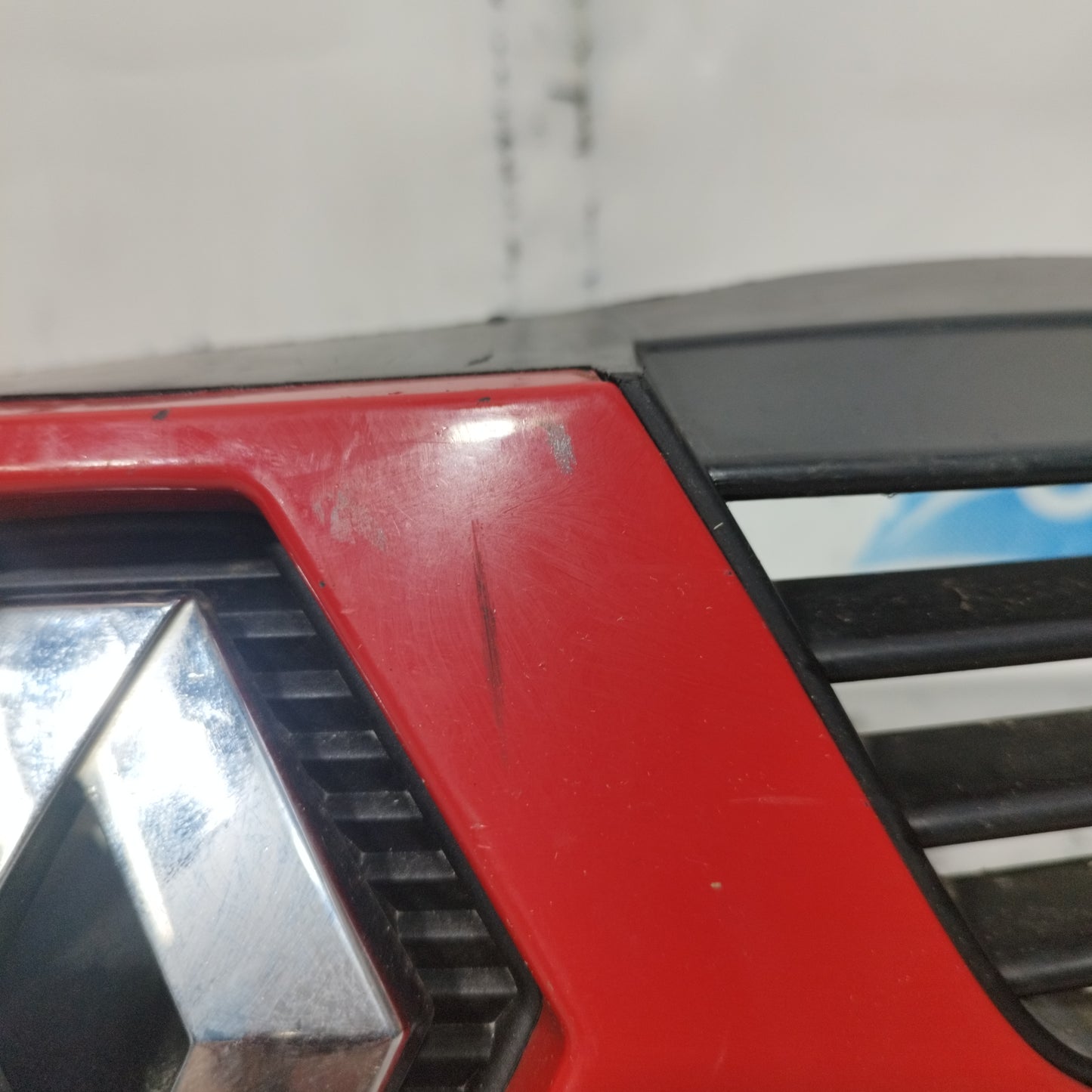 Red central mask Renault Kangoo 2006 Cod: 8200150629 ecoAC8923