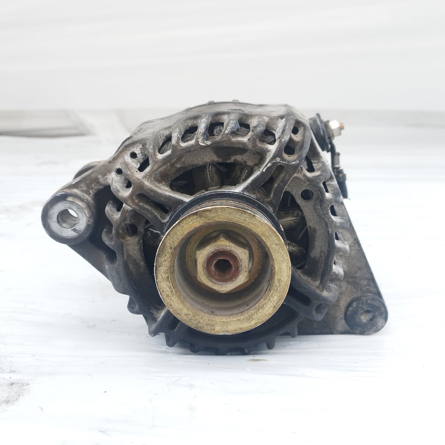Alternatore Toyota Yaris I serie 12V-90A DENSO 1.0 B 1999-2005 cod: 27060-0J020 ecoAC16087