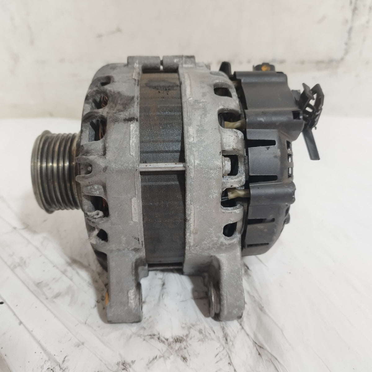 Alternatore Peugeot 2008 I (A94 / CU) 1.5 BlueHdi 100CV 2018-2019 cod: 9809391880 ecoAC16654