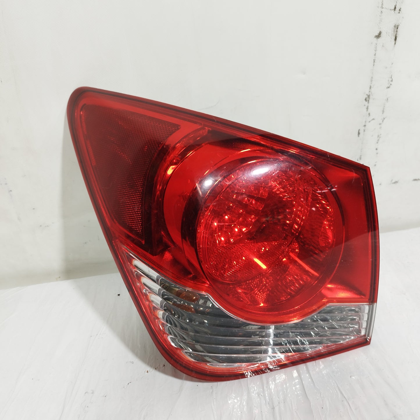 Fanale posteriore esterno sx Chevrolet Cruze (J300) Berlina 2009-2012 ecoAC15313
