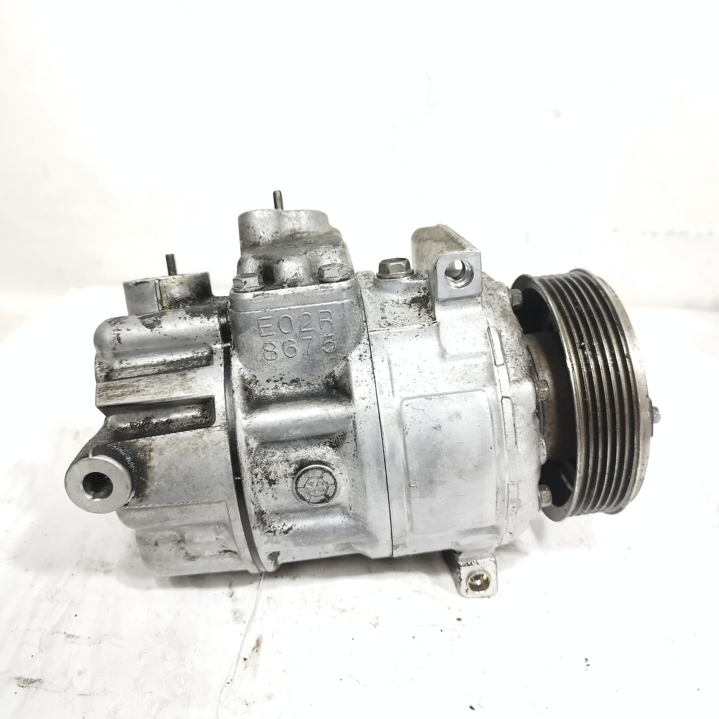 Compressore a / c Volkswagen Golf V (1K) 1.9 / 2.0 TDI 2003-2009 cod: 1K0820803G ecoAC16197