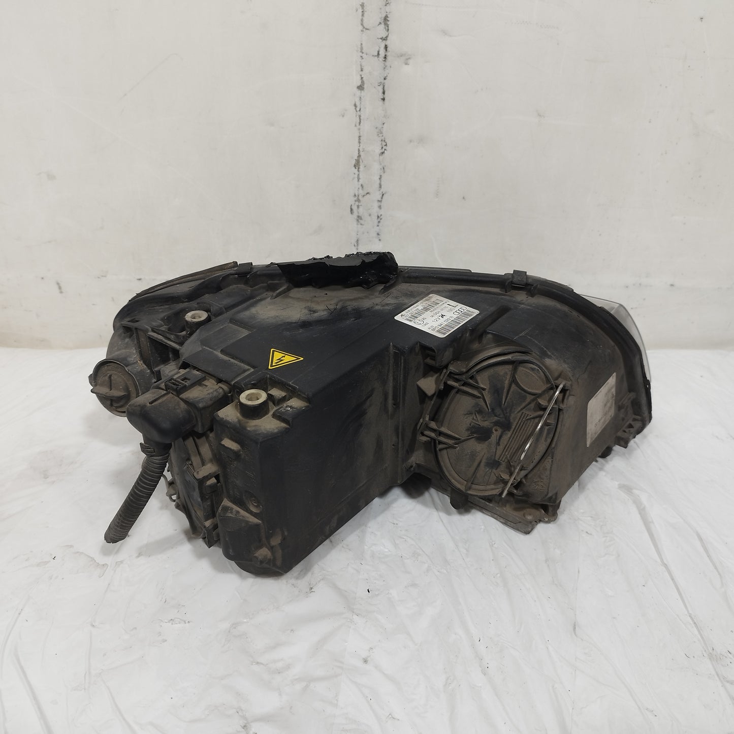 Fanale anteriore sx Xenon Audi A3 (8P / 8PA) 2005-2008 cod: 8P0941029R ecoAC16702