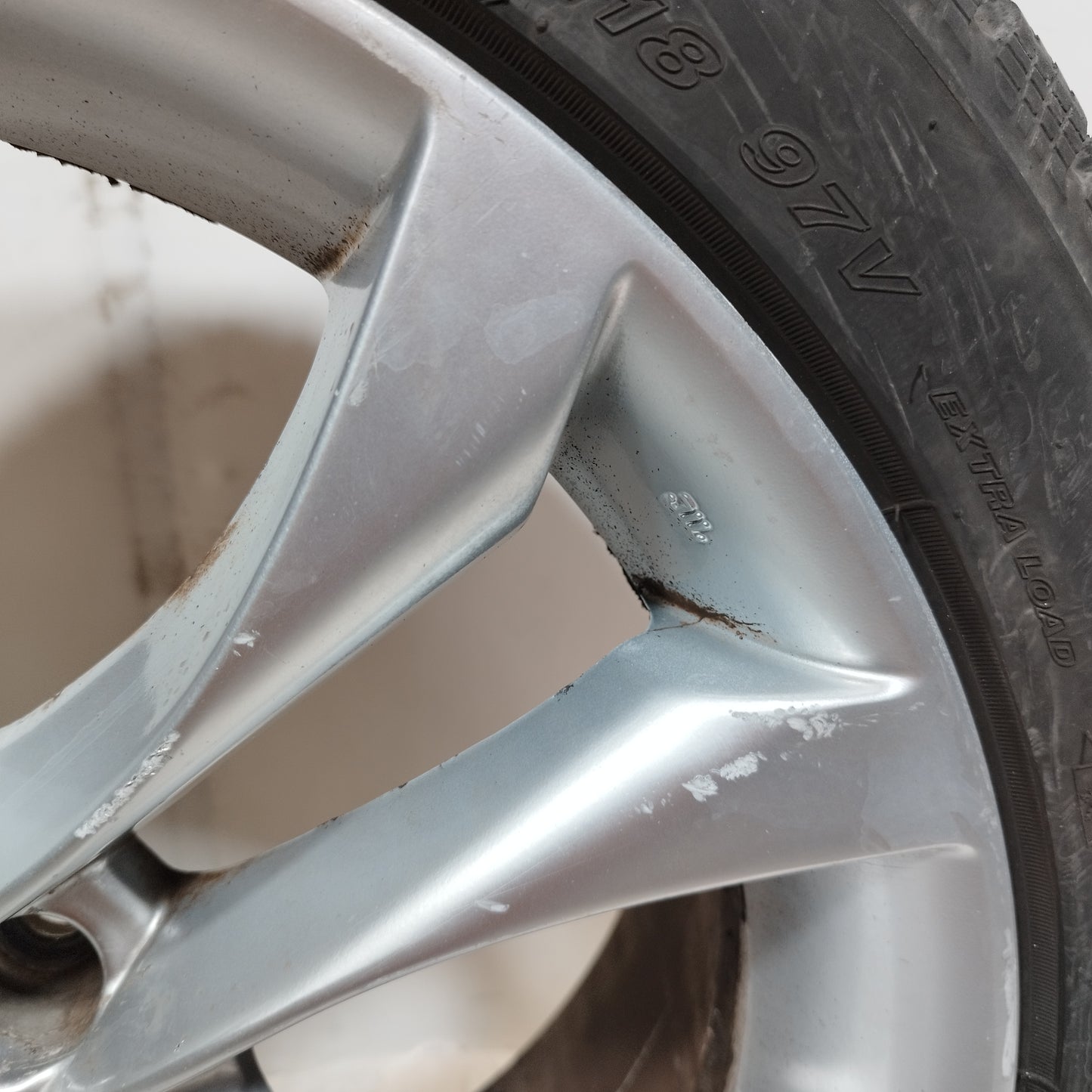 Cerchi in lega con gomme Audi A6 2010 ecoAC13041