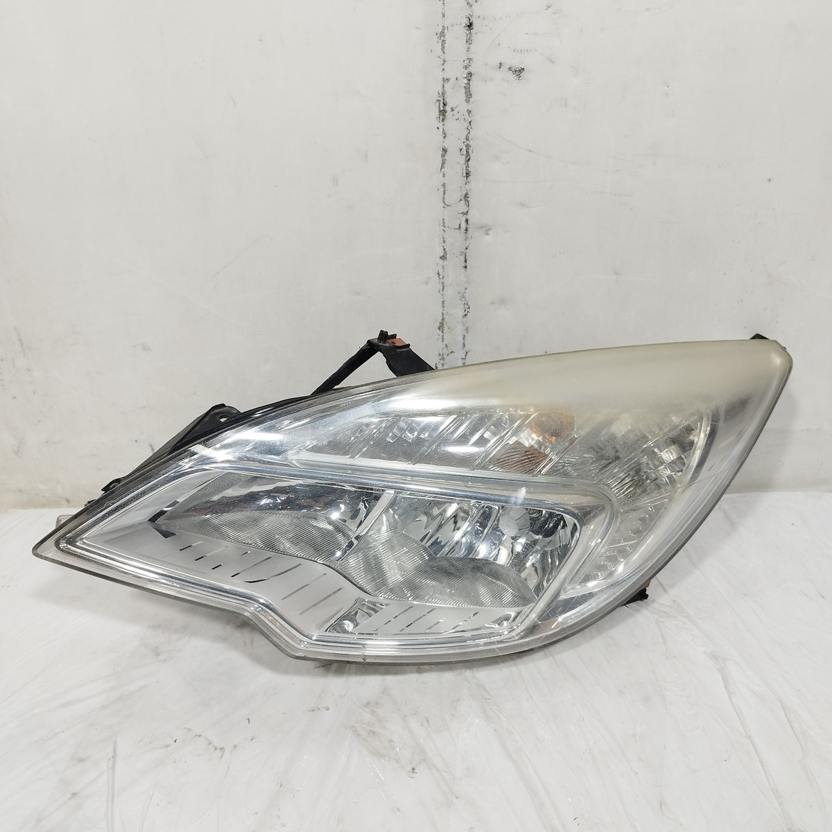 Fanale anteriore sx Opel Meriva B (S10) 2010-2013 cod: 13286612 ecoAC16701