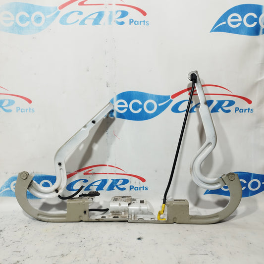 Peugeot 3008 2011 Bonnet Hinges Code: R-0309027 ecoAC9676