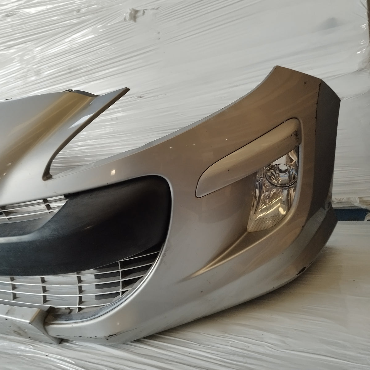 Paraurti anteriore grigio Peugeot 308 2009 ecoAC17606