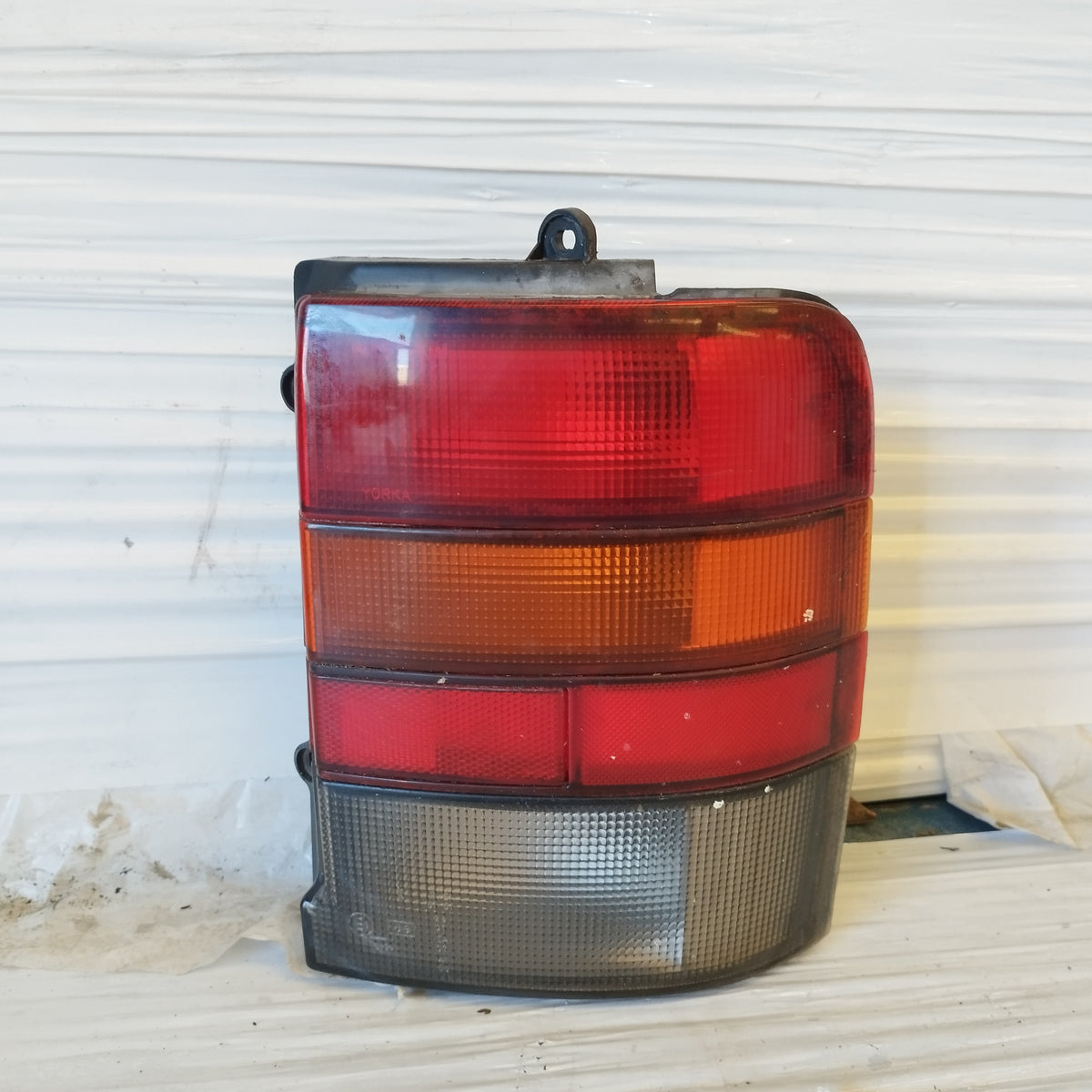 Fanale posteriore dx Nissan Serena (C23) 1992-2000 ecoAC17697