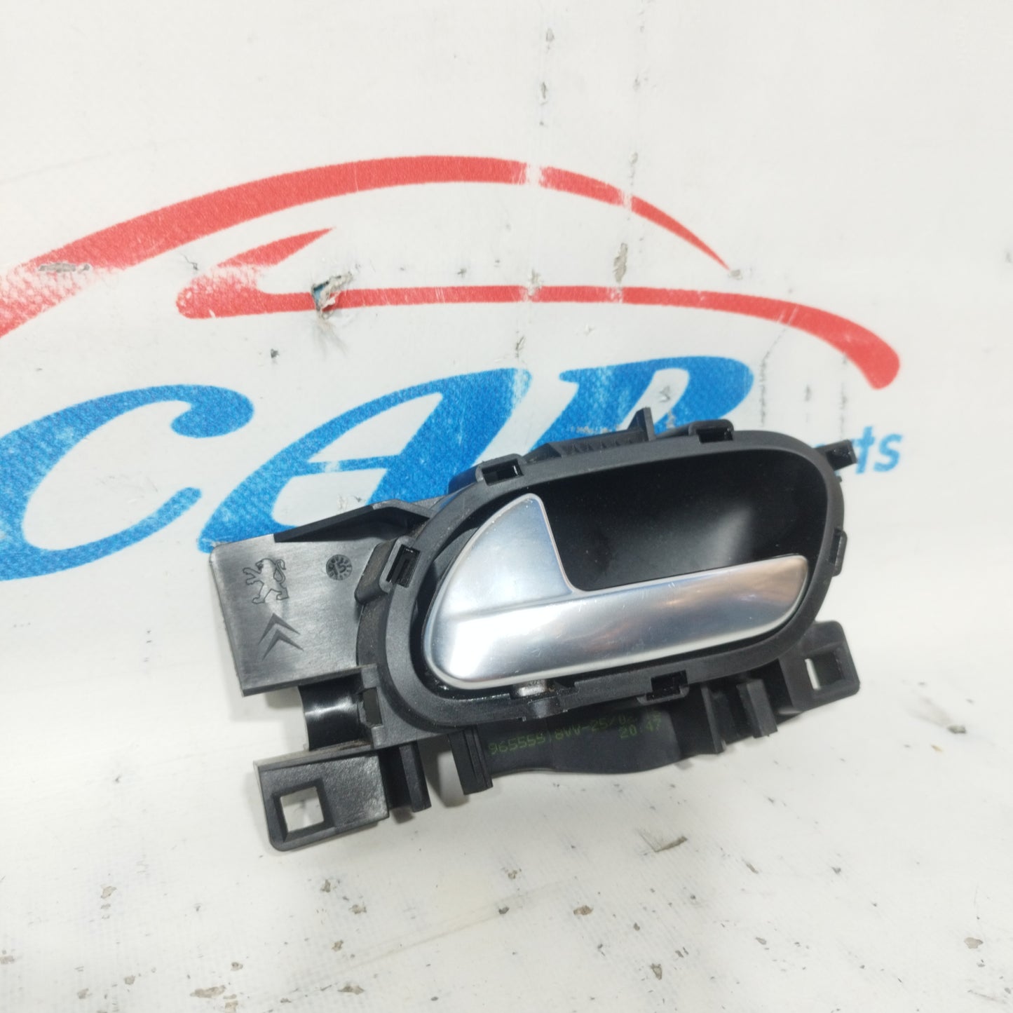 Front left internal handle Peugeot 208 2015 ecoAC10108