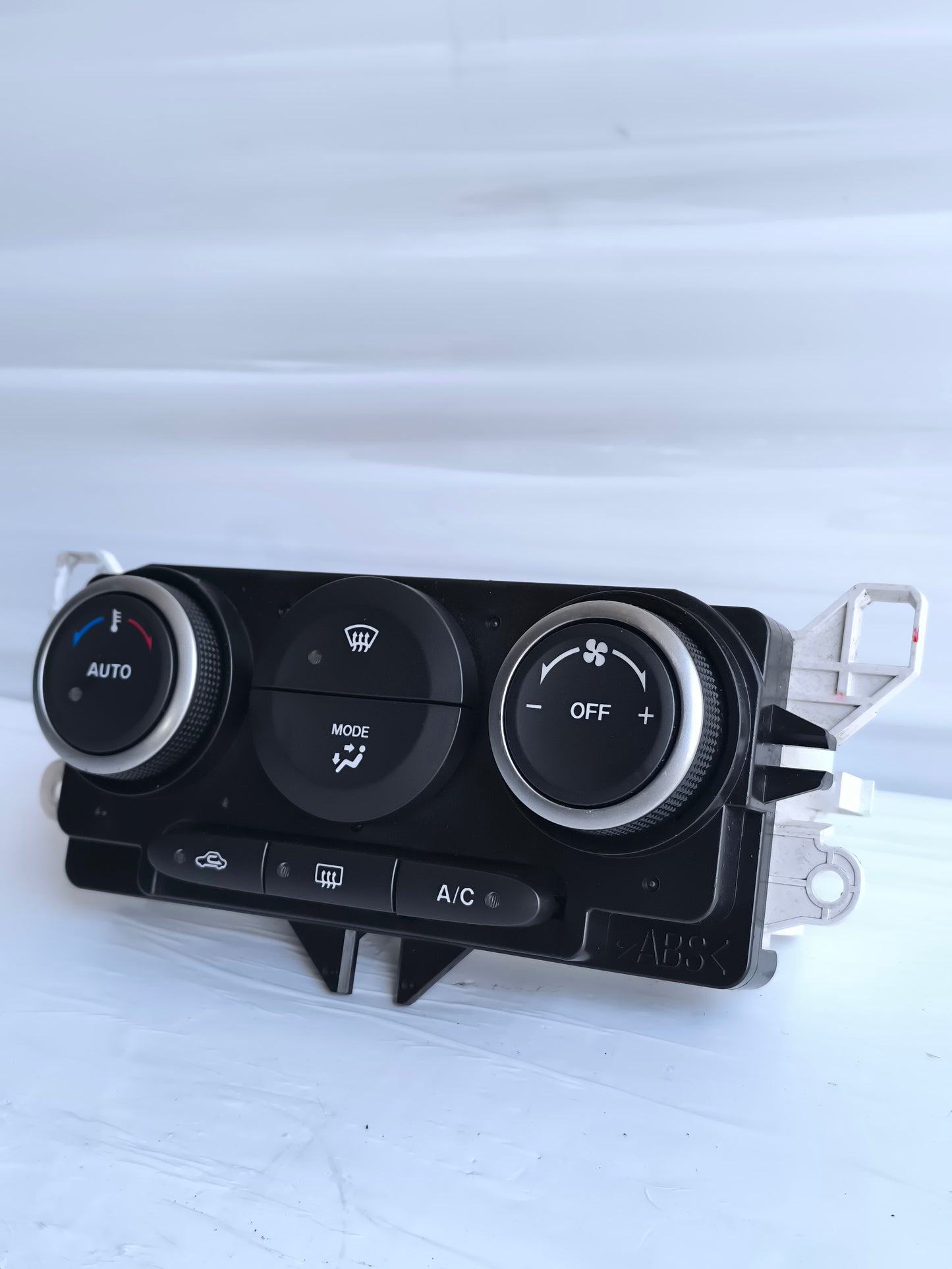 Pulsantiera comandi clima Mazda CX-7 (ER) anno 2009-2013 cod: K1900eh64 ecoAG8575