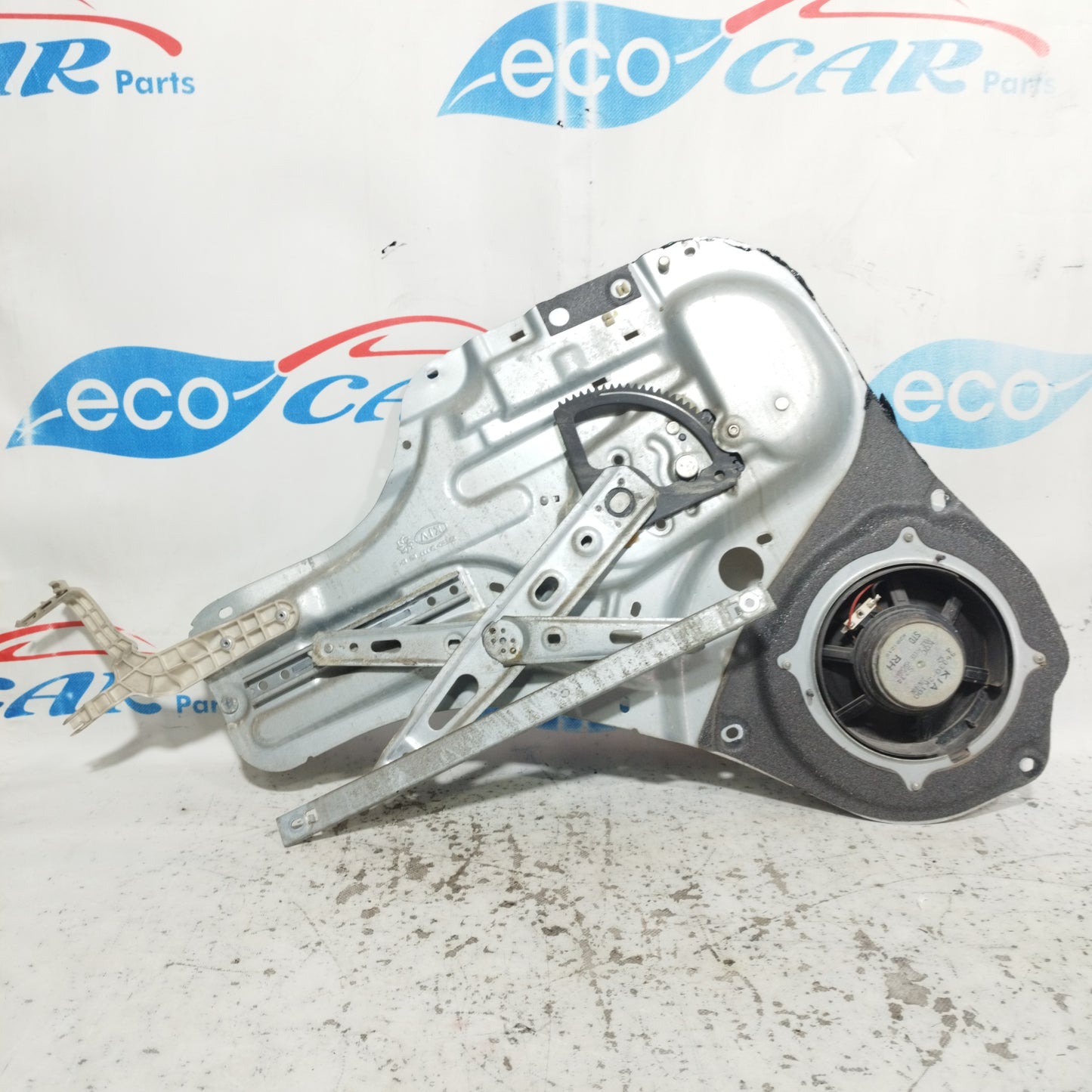 Rear rack right Kia Soul 2008 code: 83480-2KXXX ecoAC9398