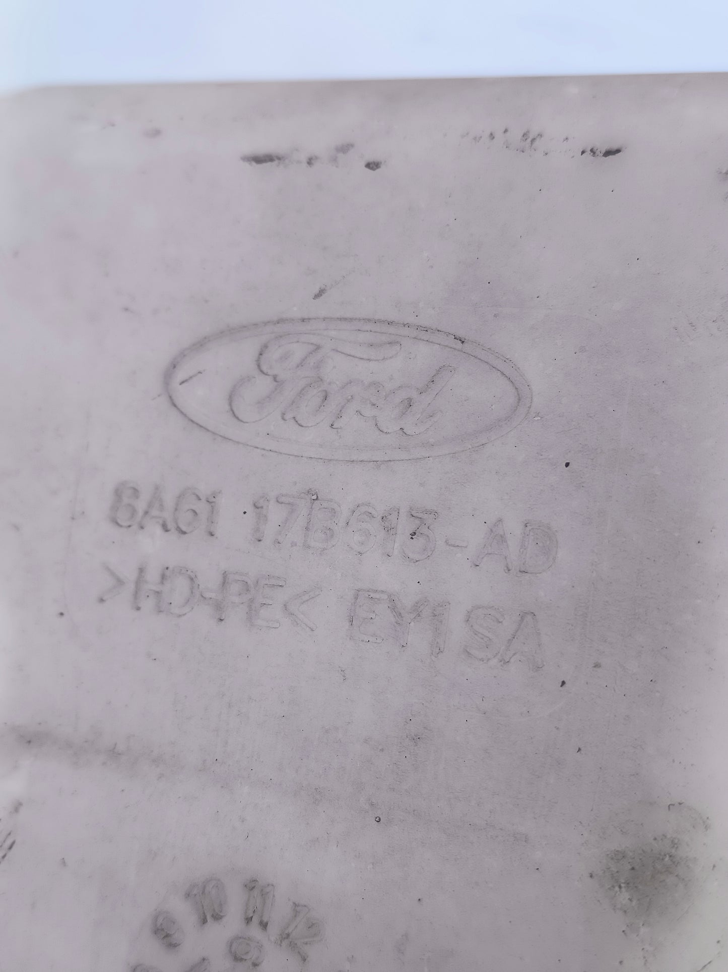 Vaschetta acqua tergicristalli Ford Fiesta anno 2010 Cod. 8A6117B613-AD ecoAG6833