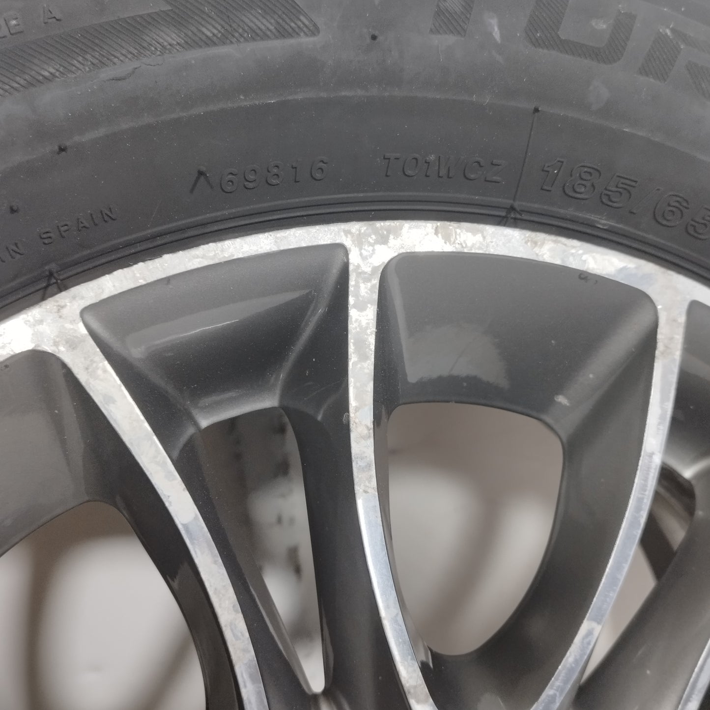 Cerchi in lega con gomme Fiat punto Evo 2012 ecoAC15266