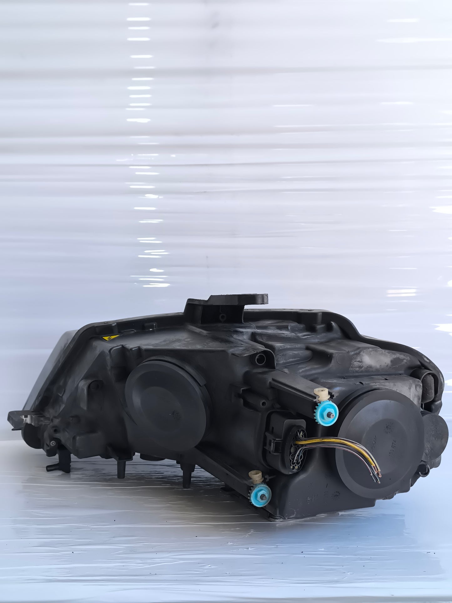 Fanale anteriore dx Xenon Audi A3 8P / 8PA anno 2008-2012 Restyling ecoAG8577