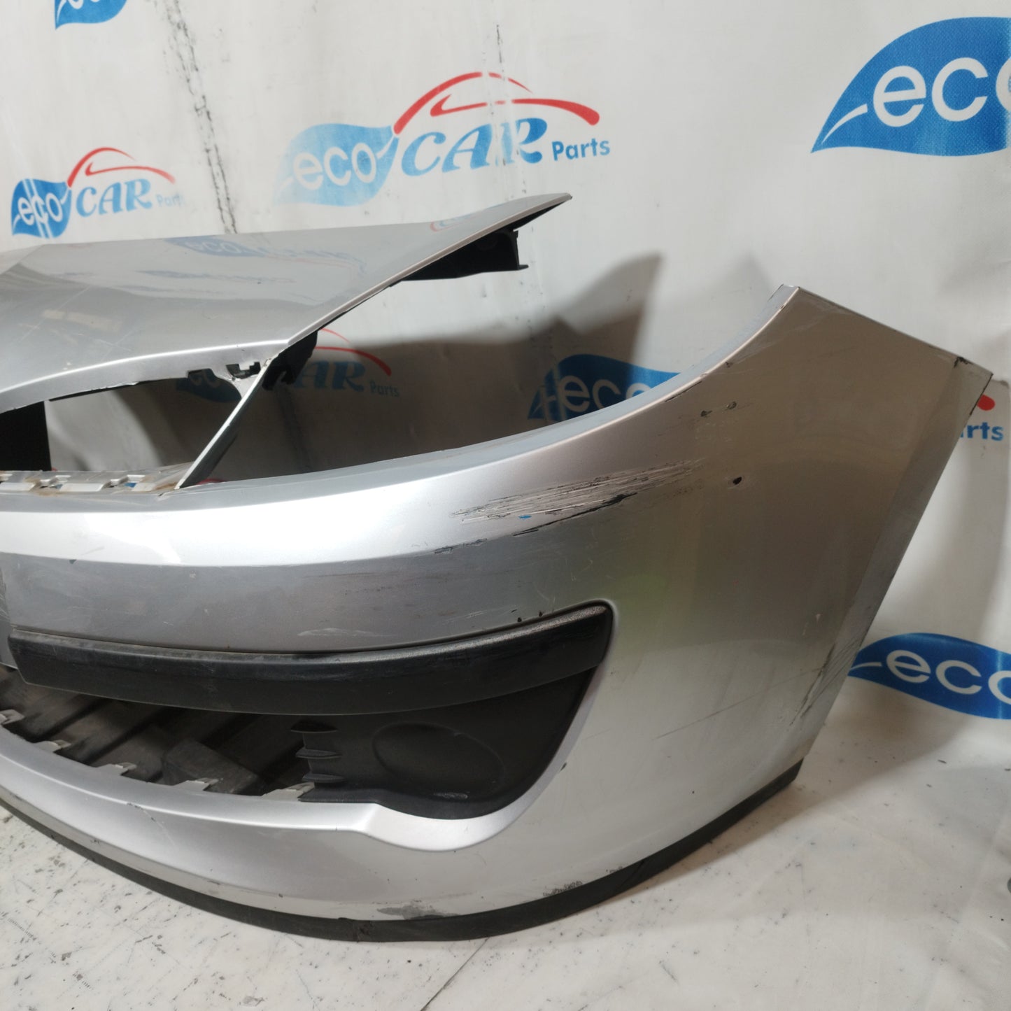 Front bumper silver grey Renault Clio 2007 ecoAC8336